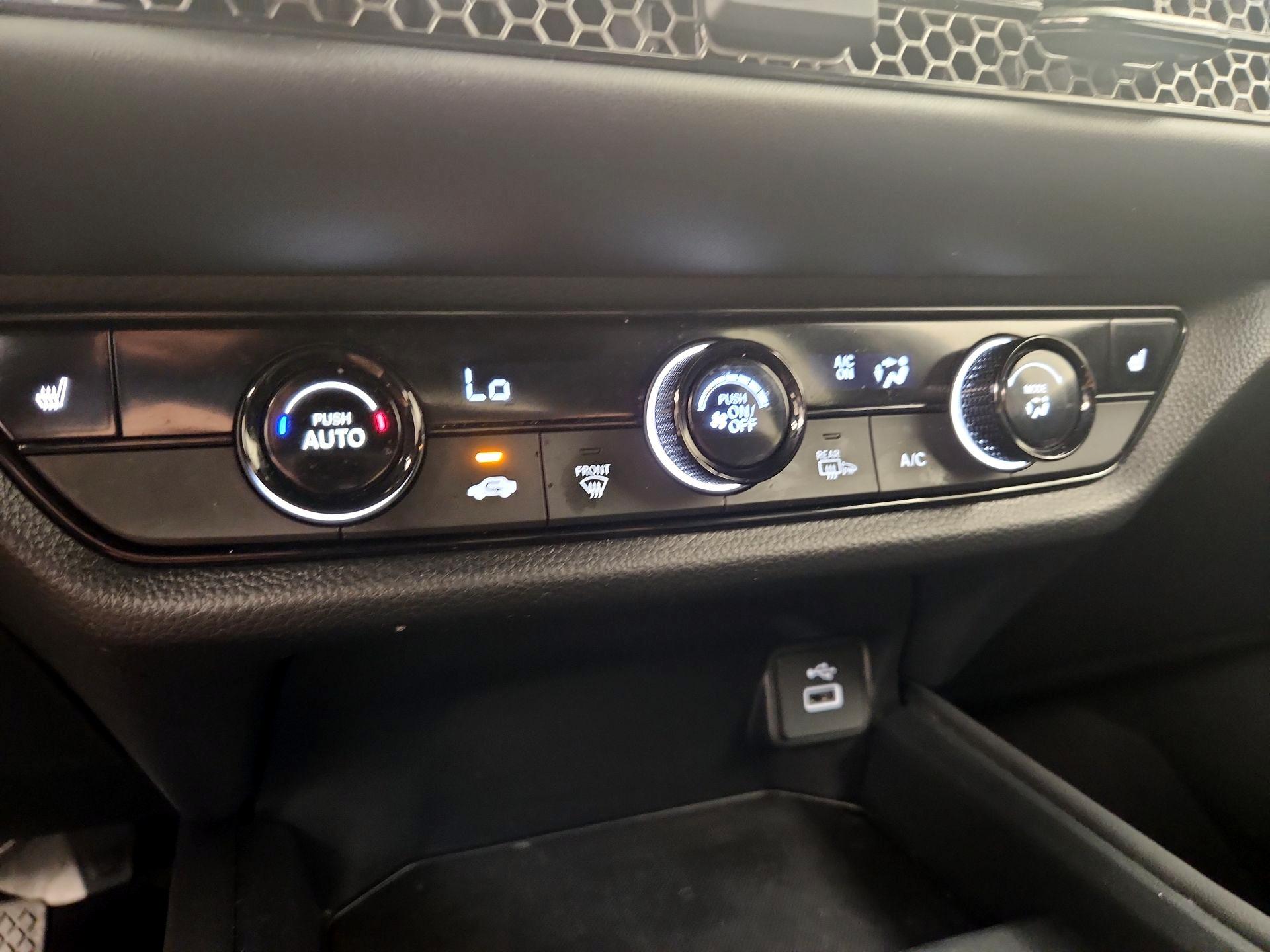 Thumbnail: 2024 Honda HR-V - 16