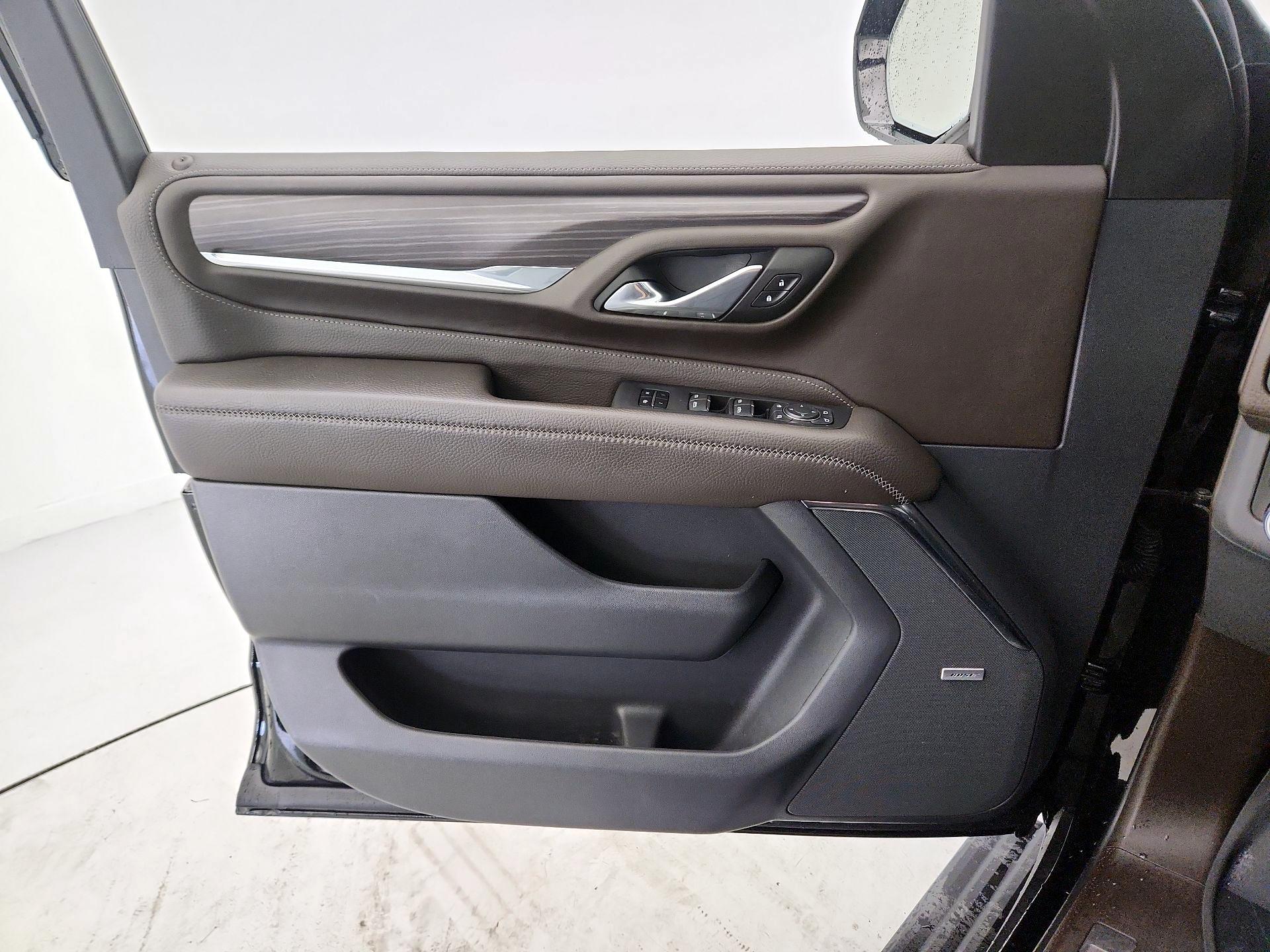 Thumbnail: 2023 GMC Yukon XL - 12