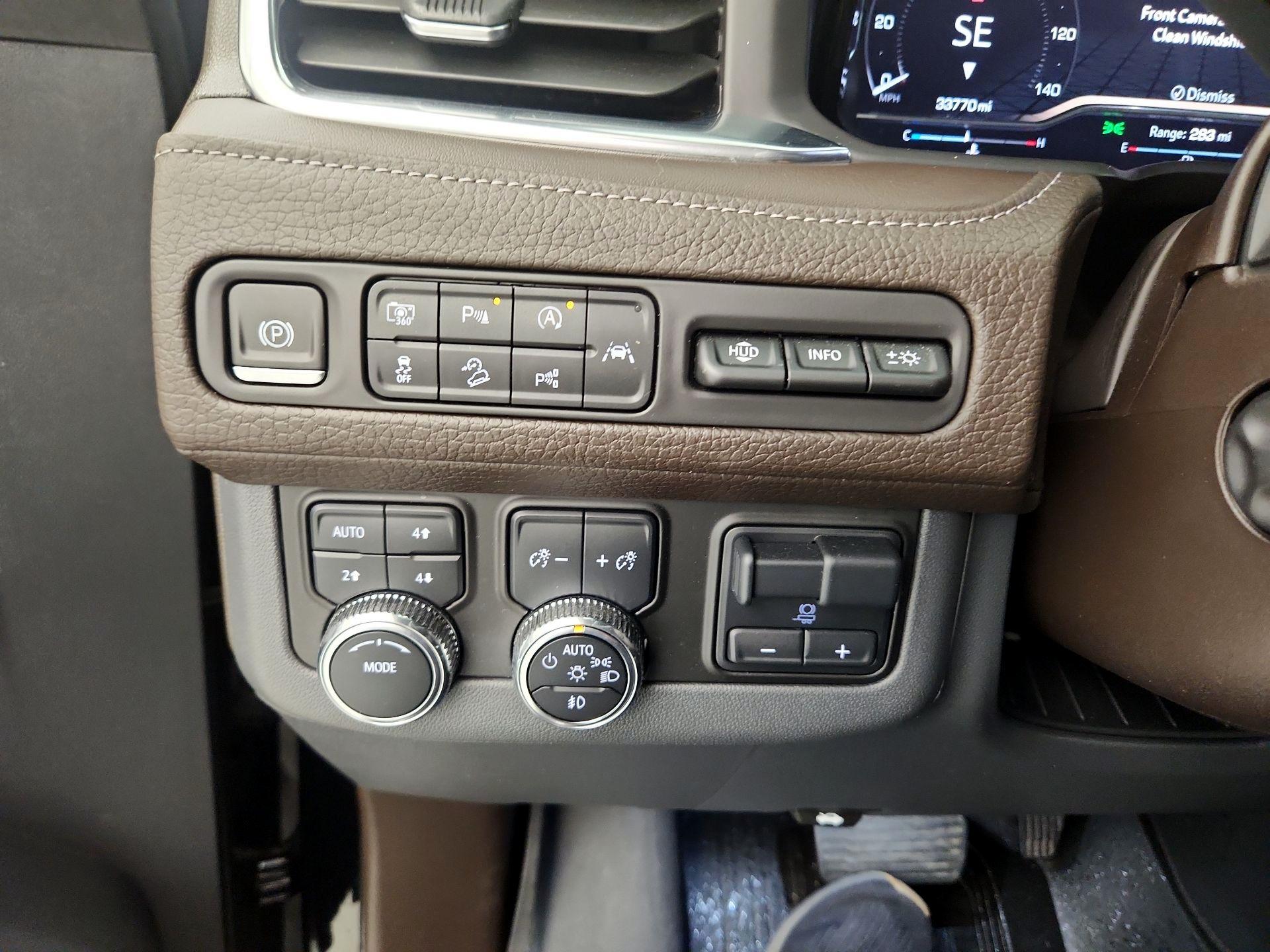Thumbnail: 2023 GMC Yukon XL - 13