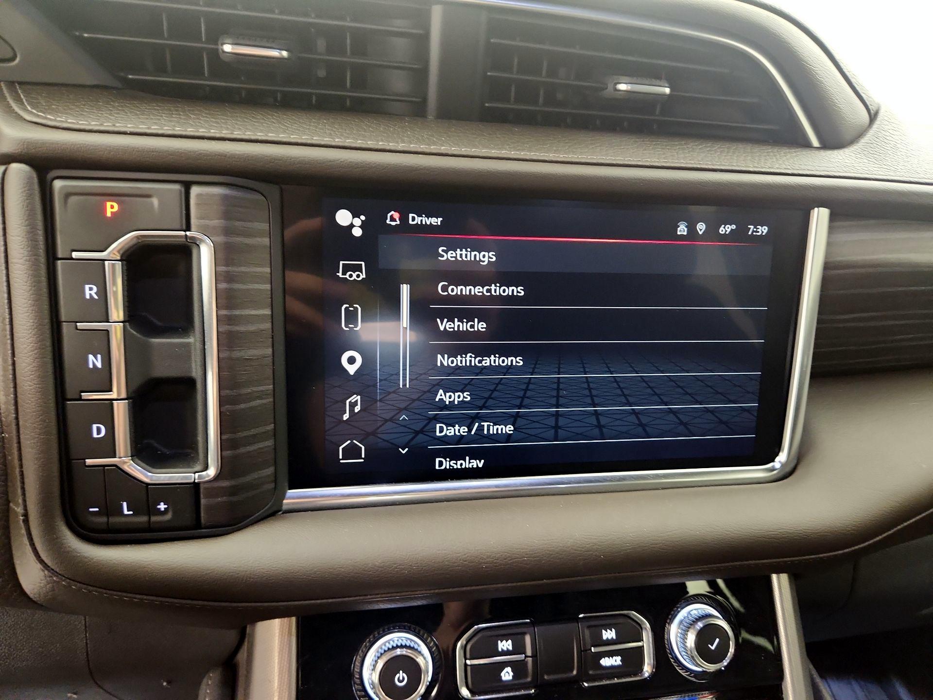 Thumbnail: 2023 GMC Yukon XL - 15