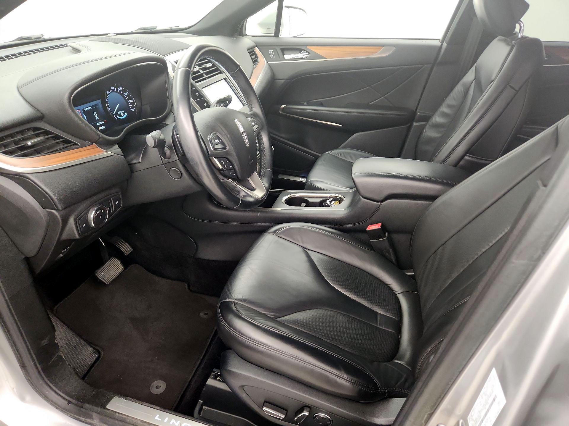 Thumbnail: 2018 Lincoln MKC - 11