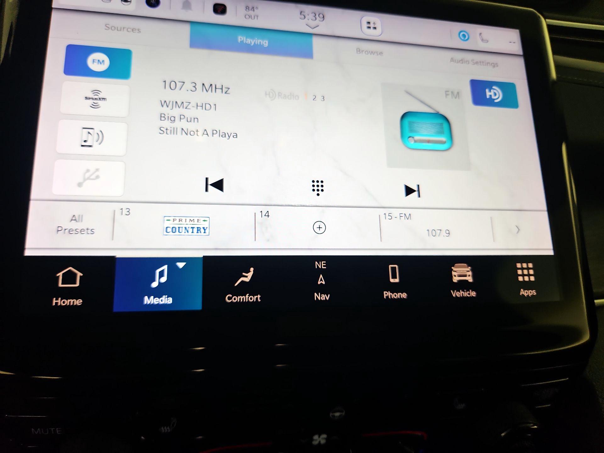 Thumbnail: 2023 Jeep Grand Cherokee - 16