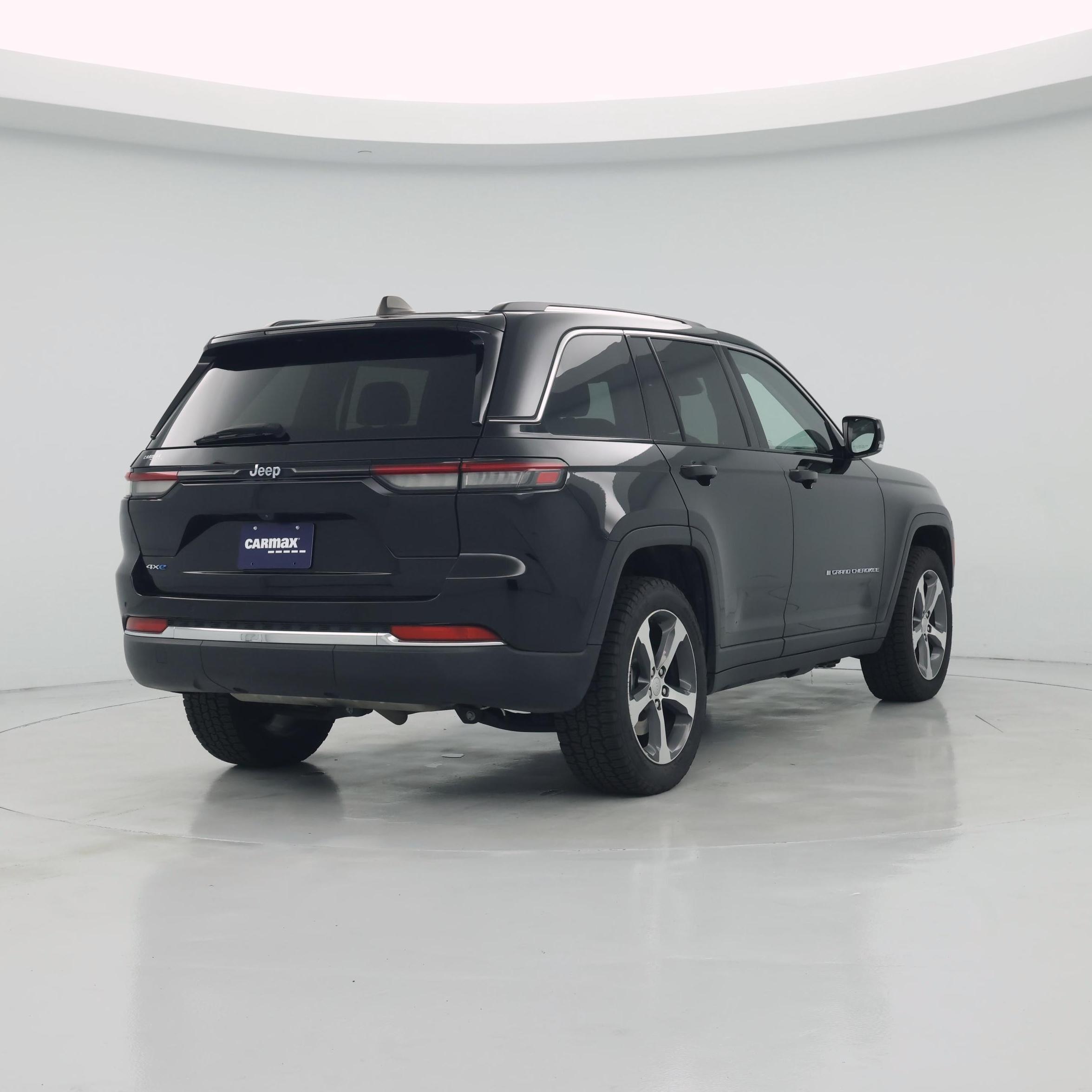 Thumbnail: 2023 Jeep Grand Cherokee - 8