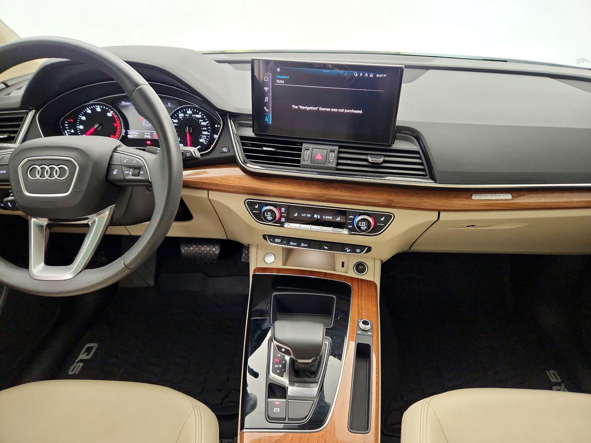 Thumbnail: 2023 Audi Q5 - 9
