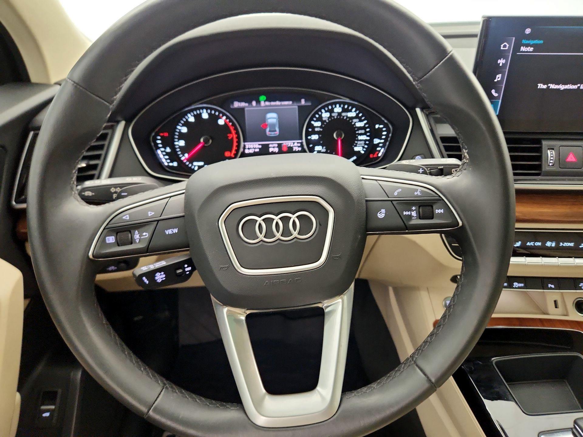 Thumbnail: 2023 Audi Q5 - 10