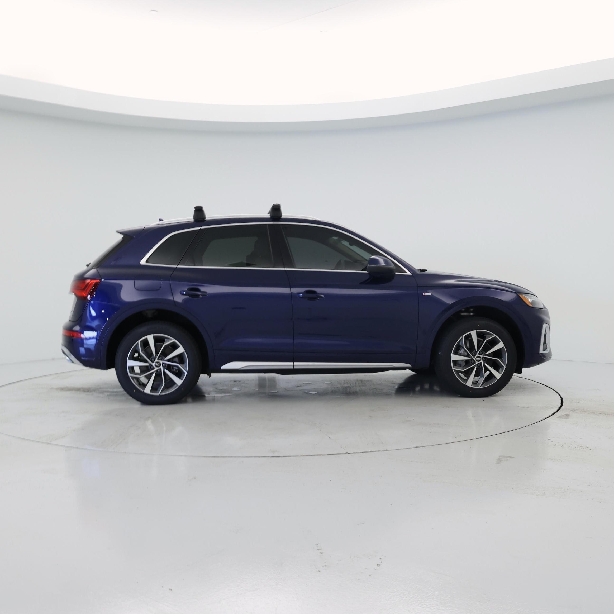 Thumbnail: 2023 Audi Q5 - 7