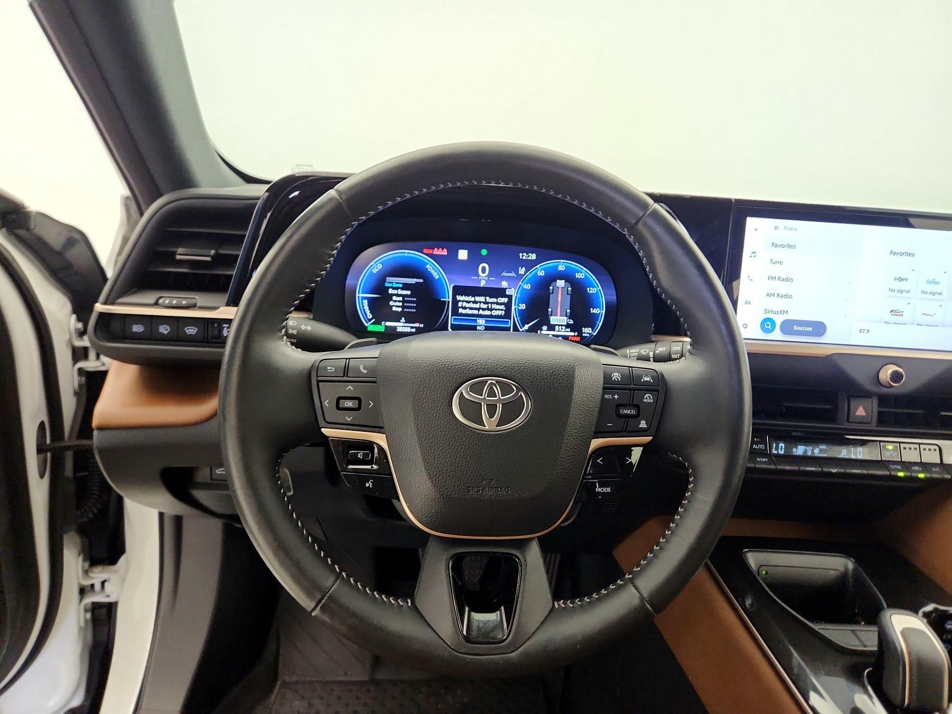 Thumbnail: 2025 Toyota Crown Signia - 10
