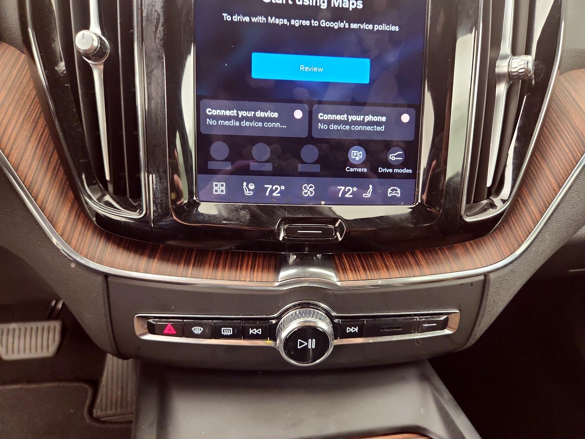 Thumbnail: 2023 Volvo XC60 - 15