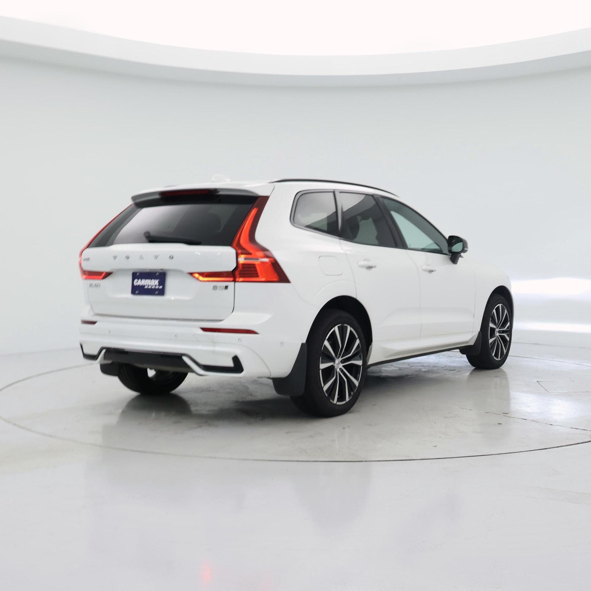Thumbnail: 2023 Volvo XC60 - 8
