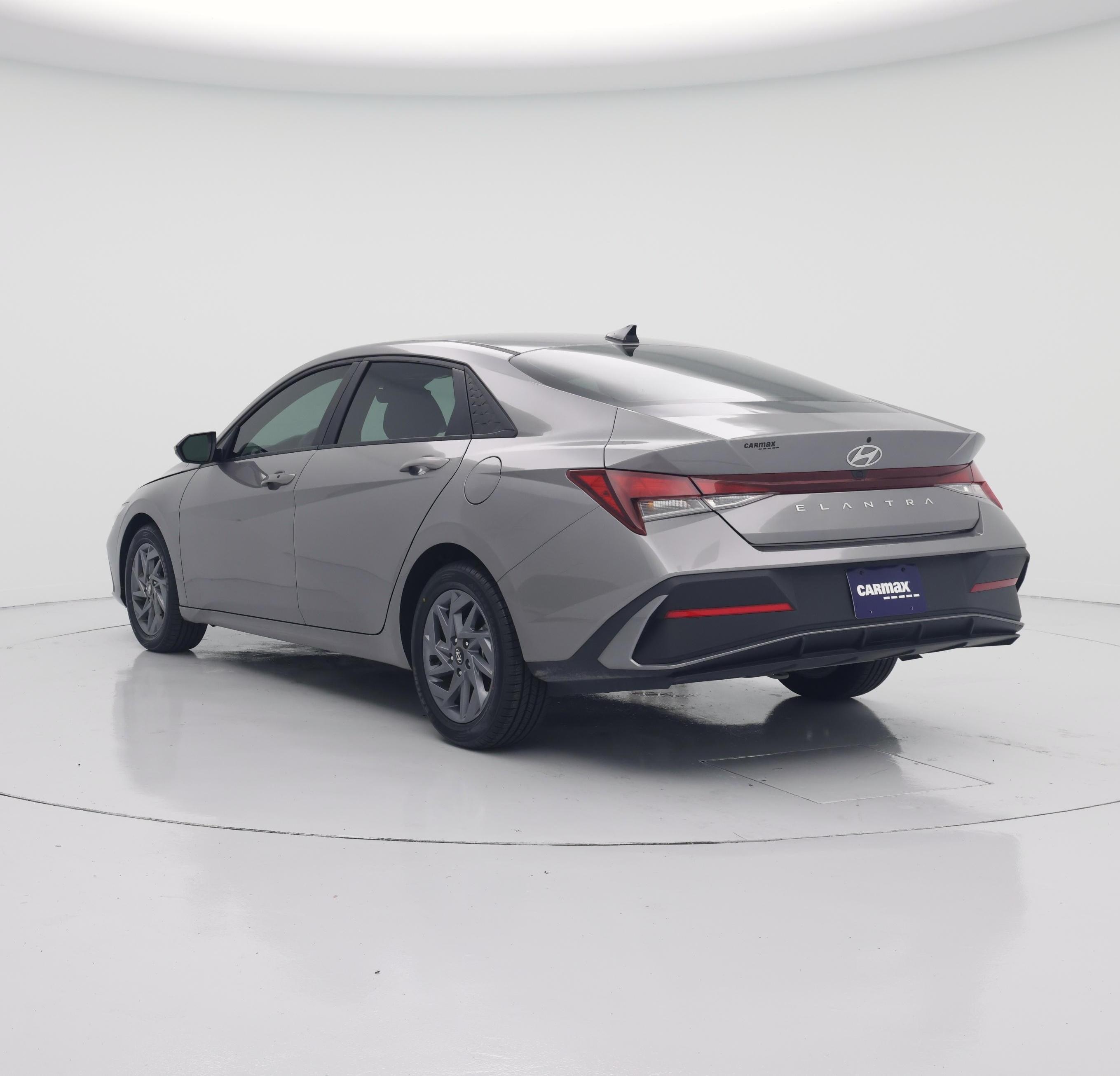 Thumbnail: 2024 Hyundai Elantra - 2