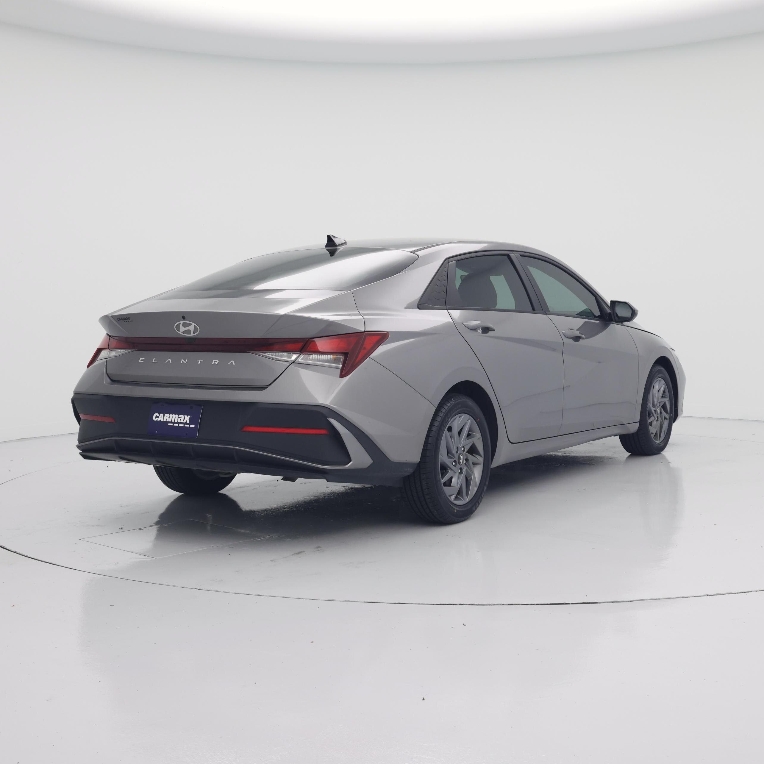Thumbnail: 2024 Hyundai Elantra - 8