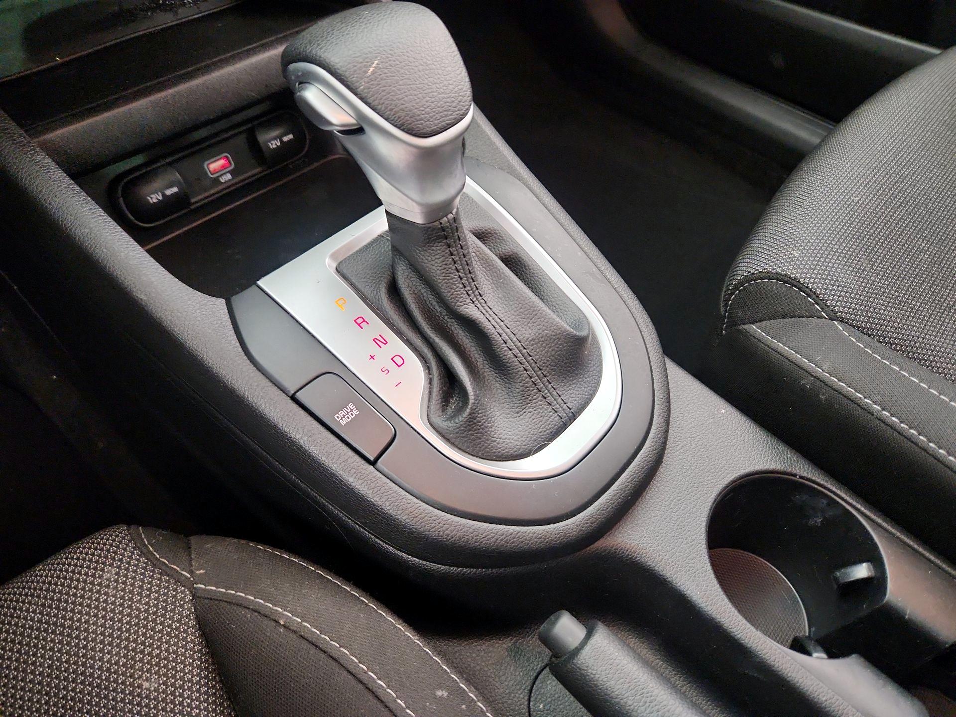 Thumbnail: 2023 Kia Forte - 17