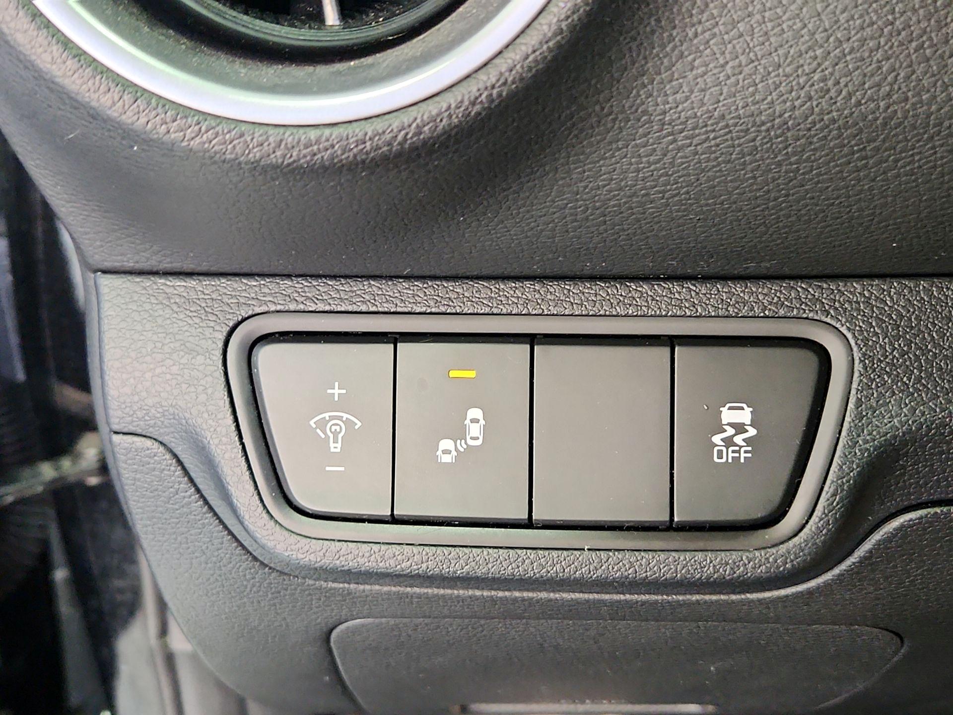 Thumbnail: 2024 Kia Forte - 13