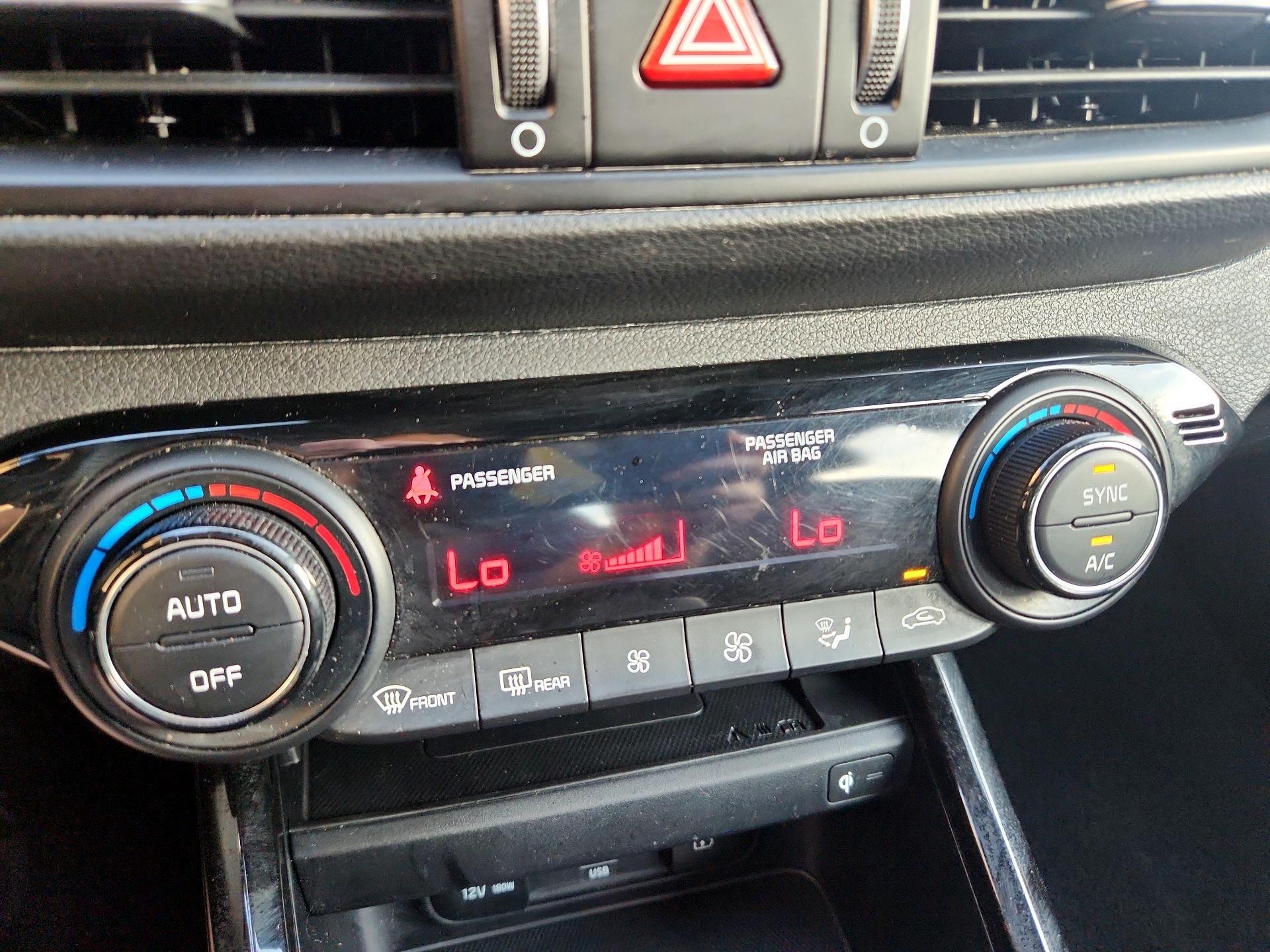 Thumbnail: 2024 Kia Forte - 17