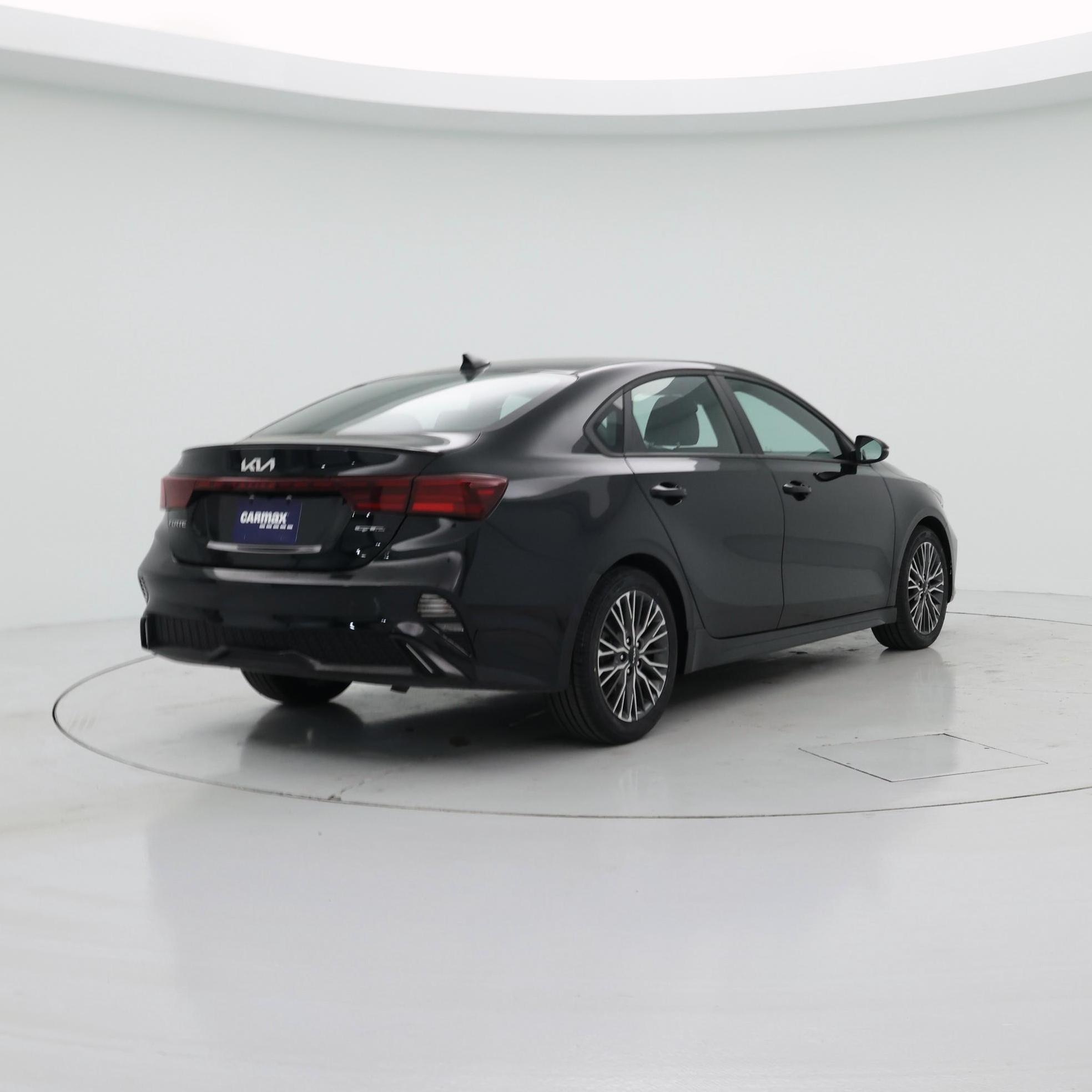 Thumbnail: 2024 Kia Forte - 8