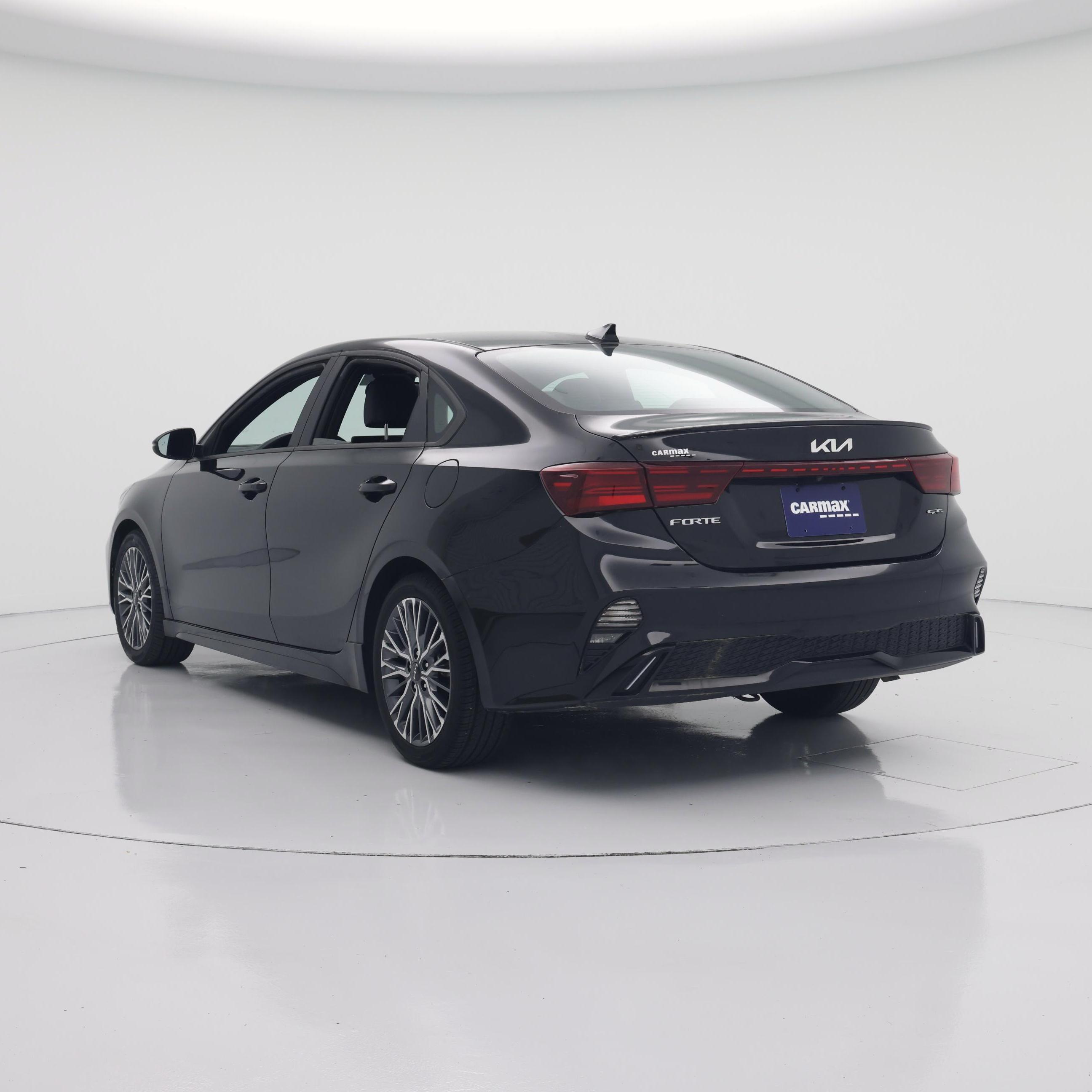 Thumbnail: 2022 Kia Forte - 2