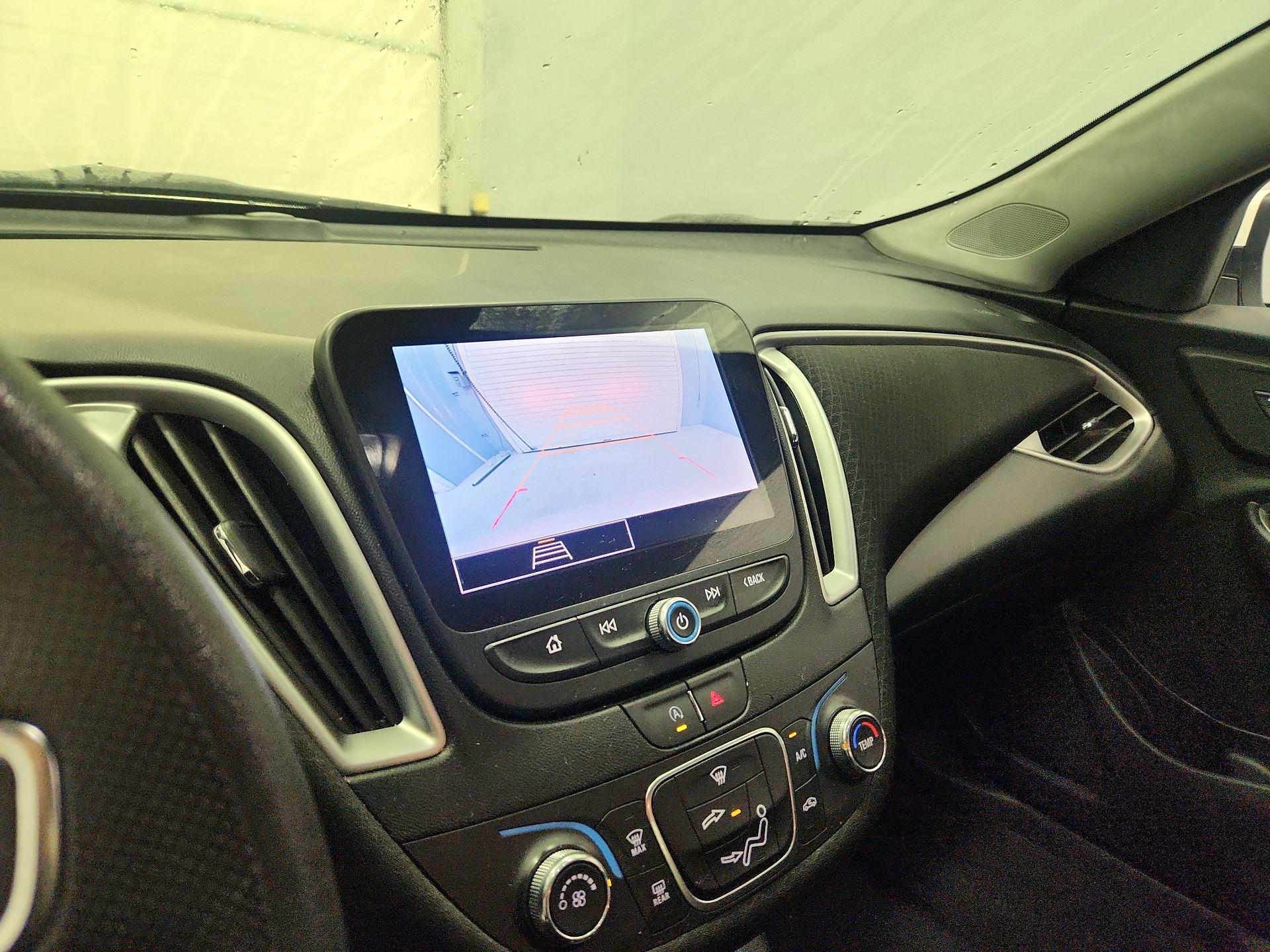 Thumbnail: 2024 Chevrolet Malibu - 14