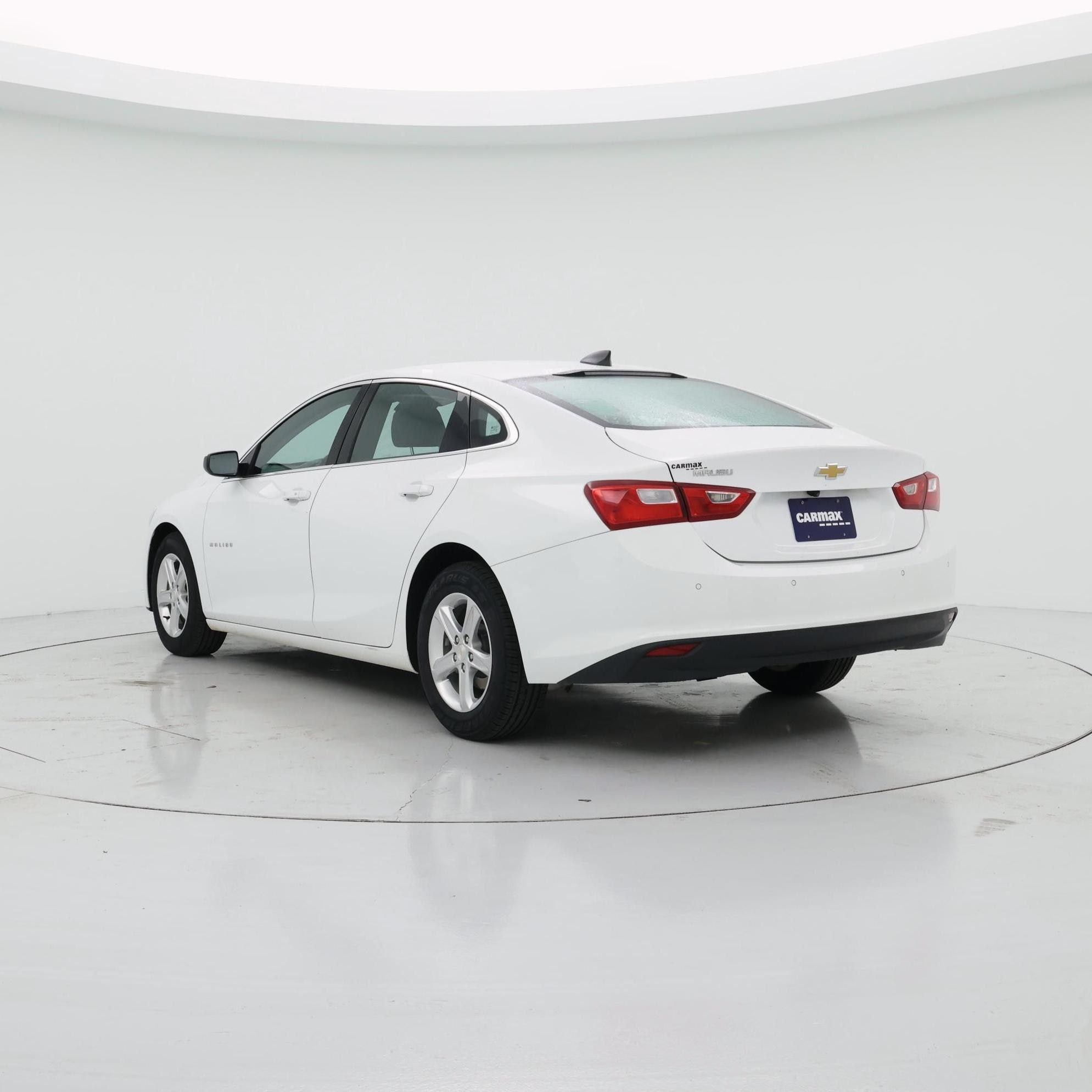 Thumbnail: 2024 Chevrolet Malibu - 2