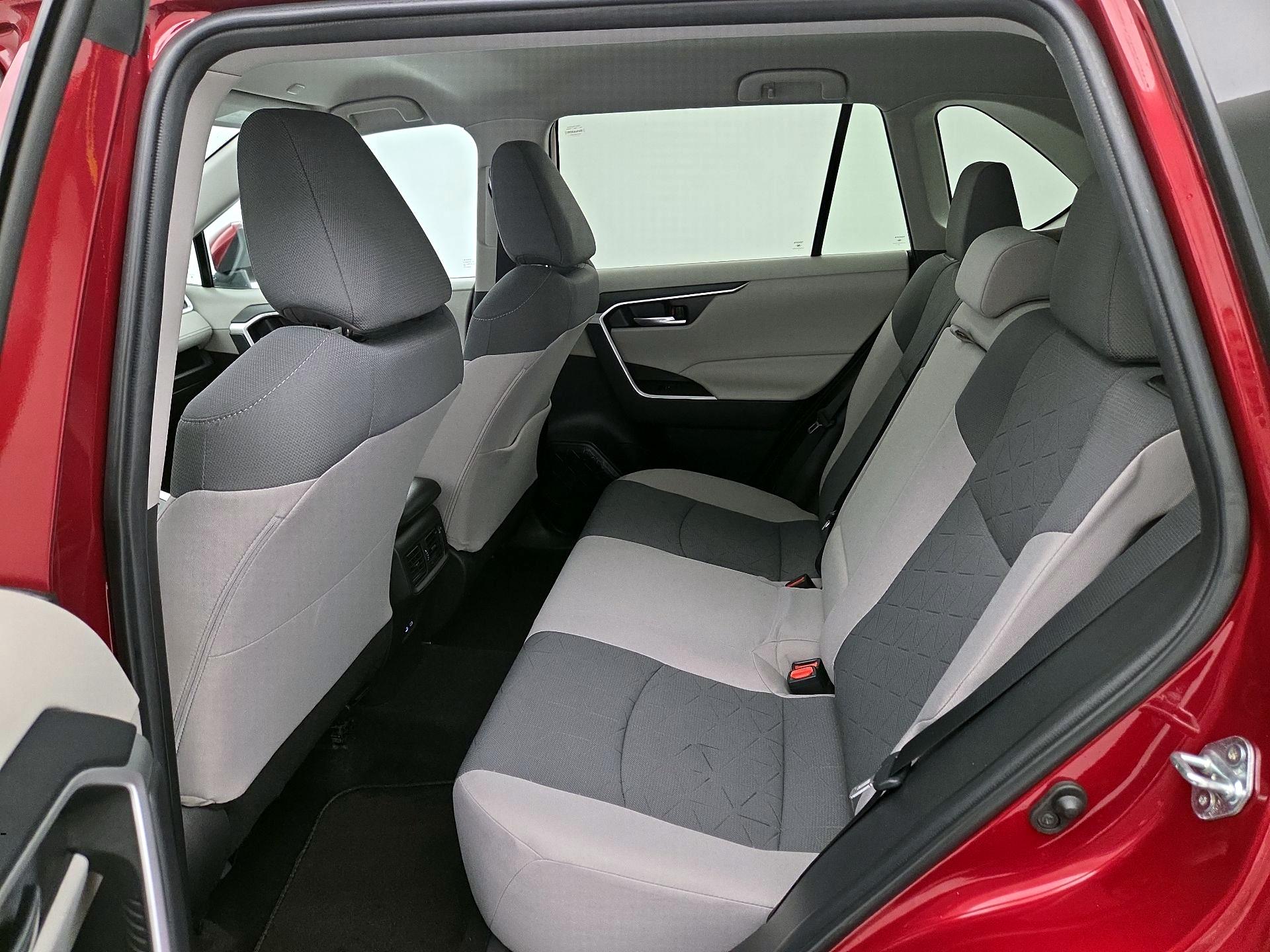 Thumbnail: 2023 Toyota RAV4 - 19