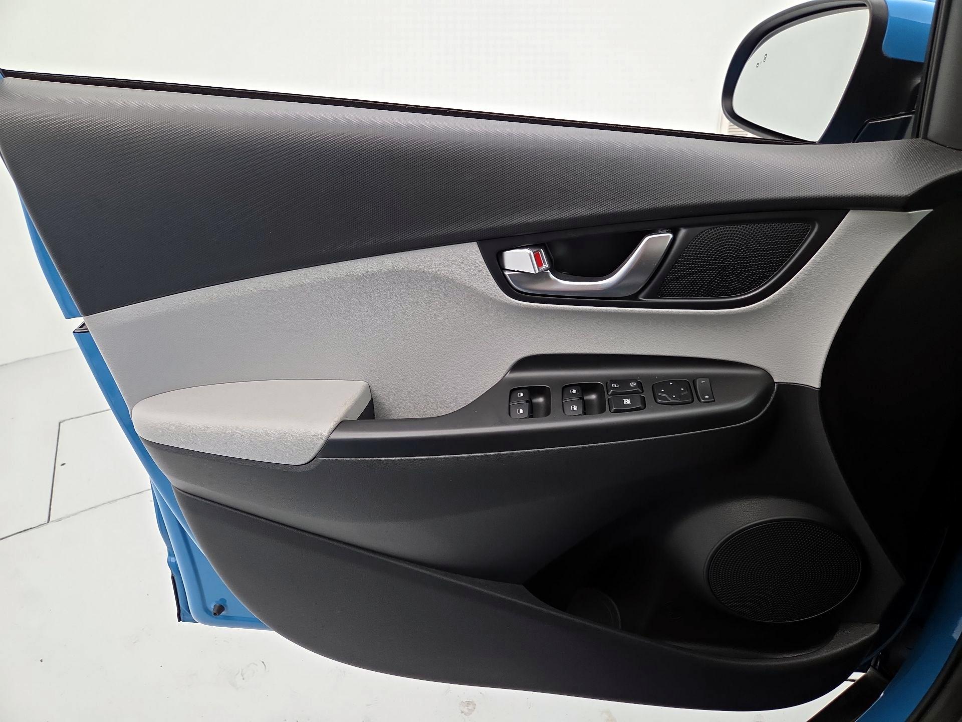 Thumbnail: 2022 Hyundai Kona - 12
