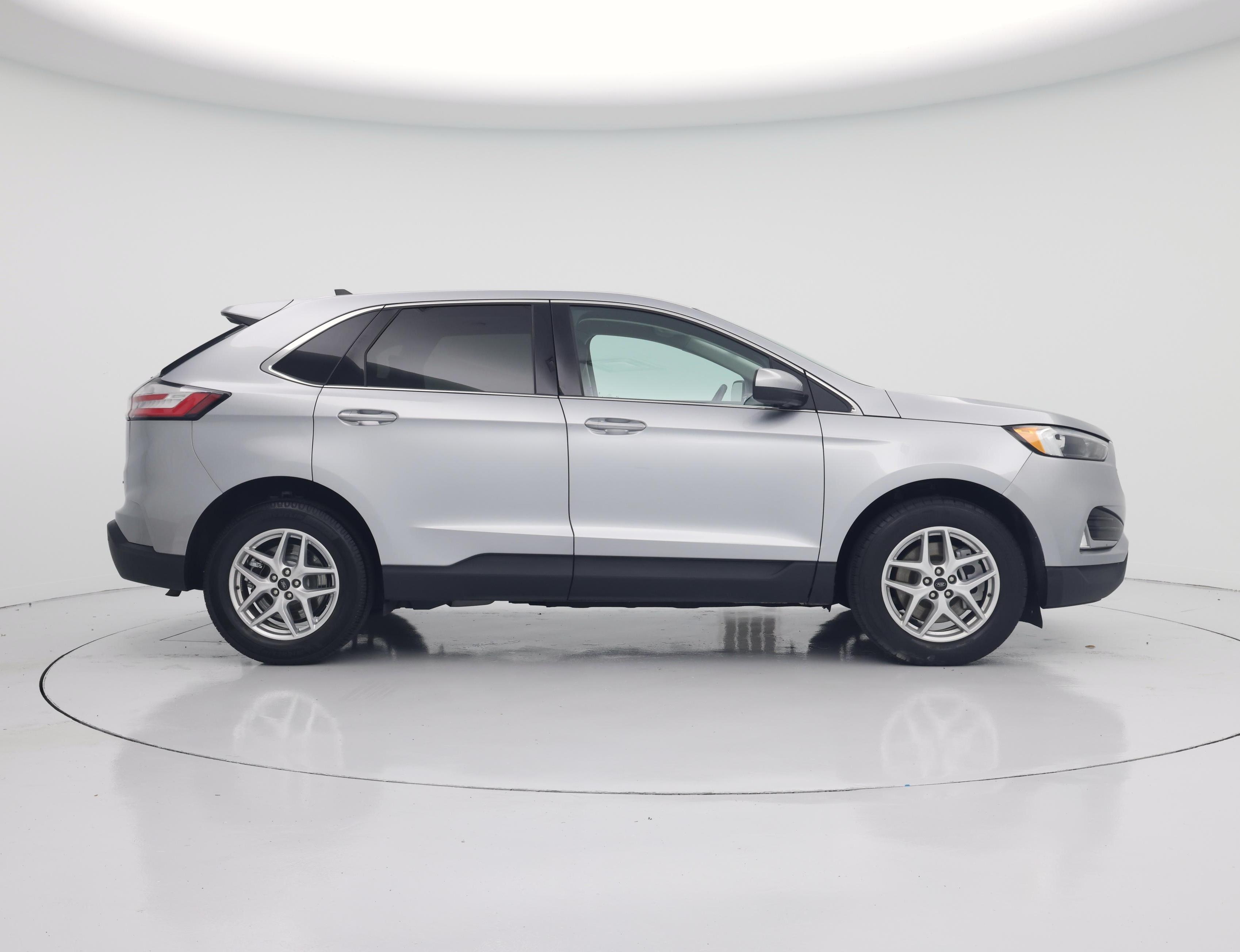 Thumbnail: 2023 Ford Edge - 7