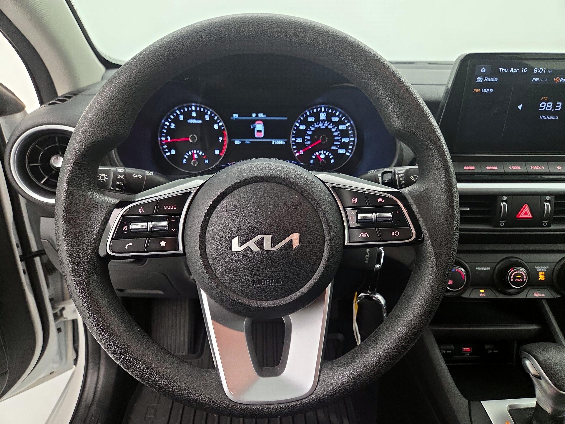 Thumbnail: 2023 Kia Forte - 10