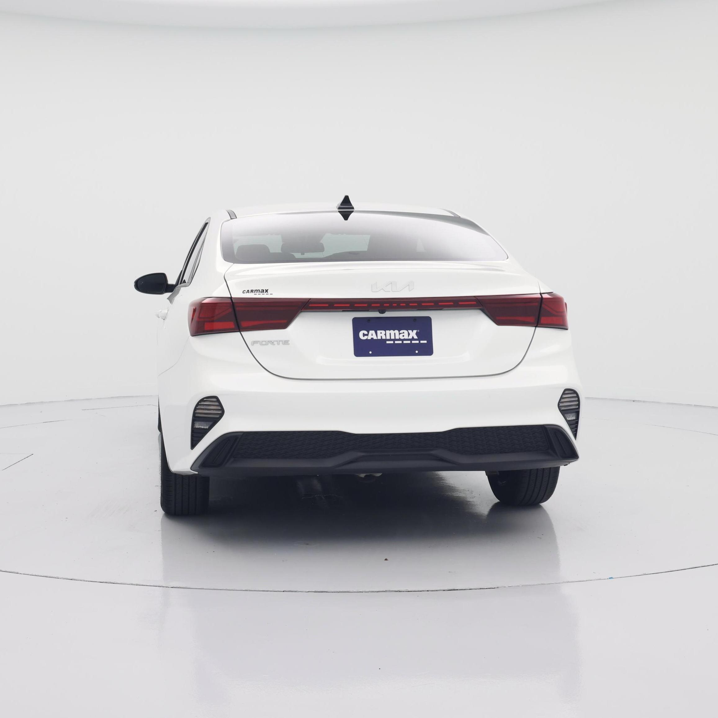 Thumbnail: 2023 Kia Forte - 6