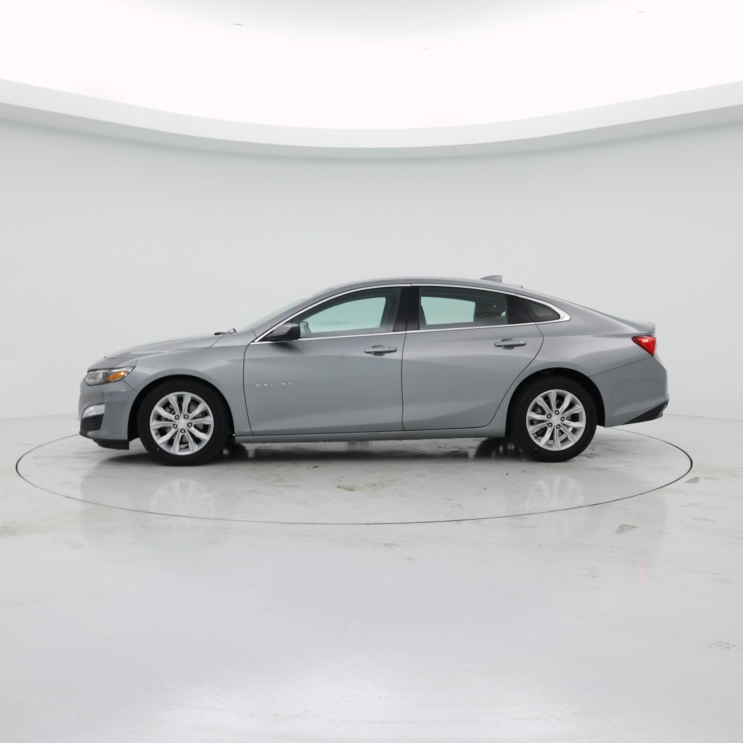 Thumbnail: 2025 Chevrolet Malibu - 3