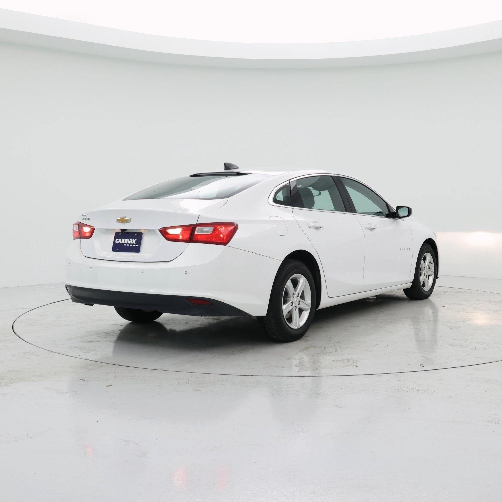 Thumbnail: 2024 Chevrolet Malibu - 8