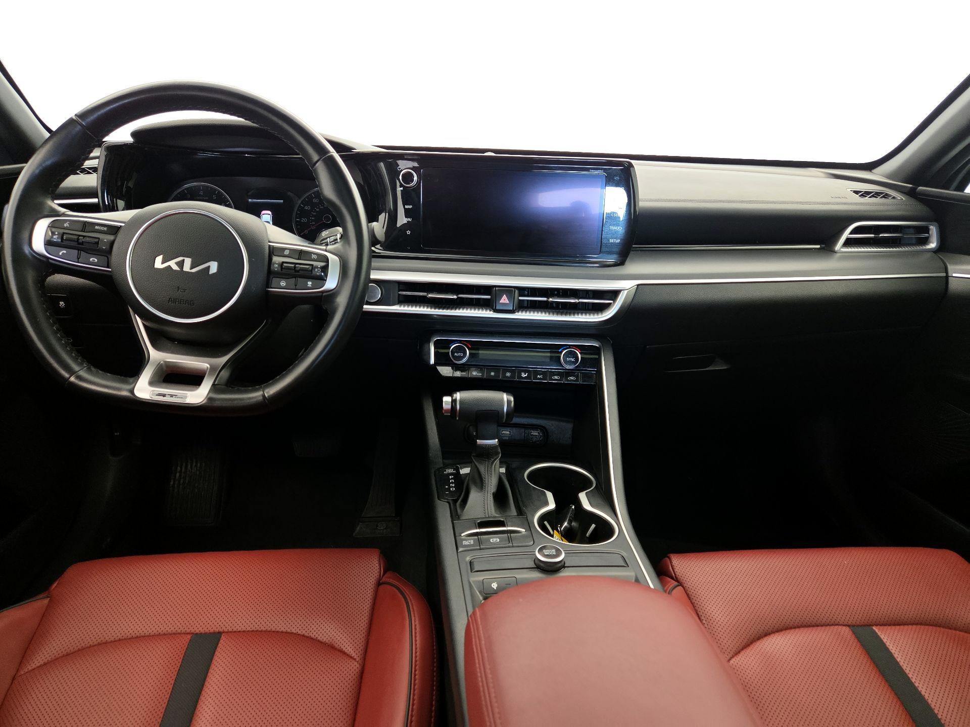 Thumbnail: 2023 Kia K5 - 9