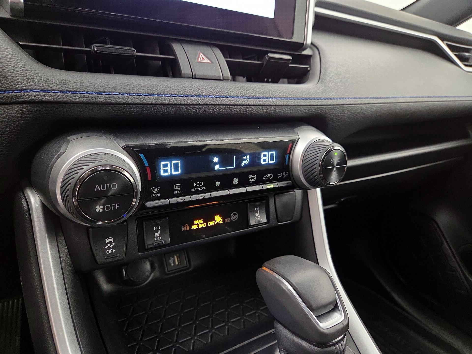 Thumbnail: 2024 Toyota RAV4 - 16