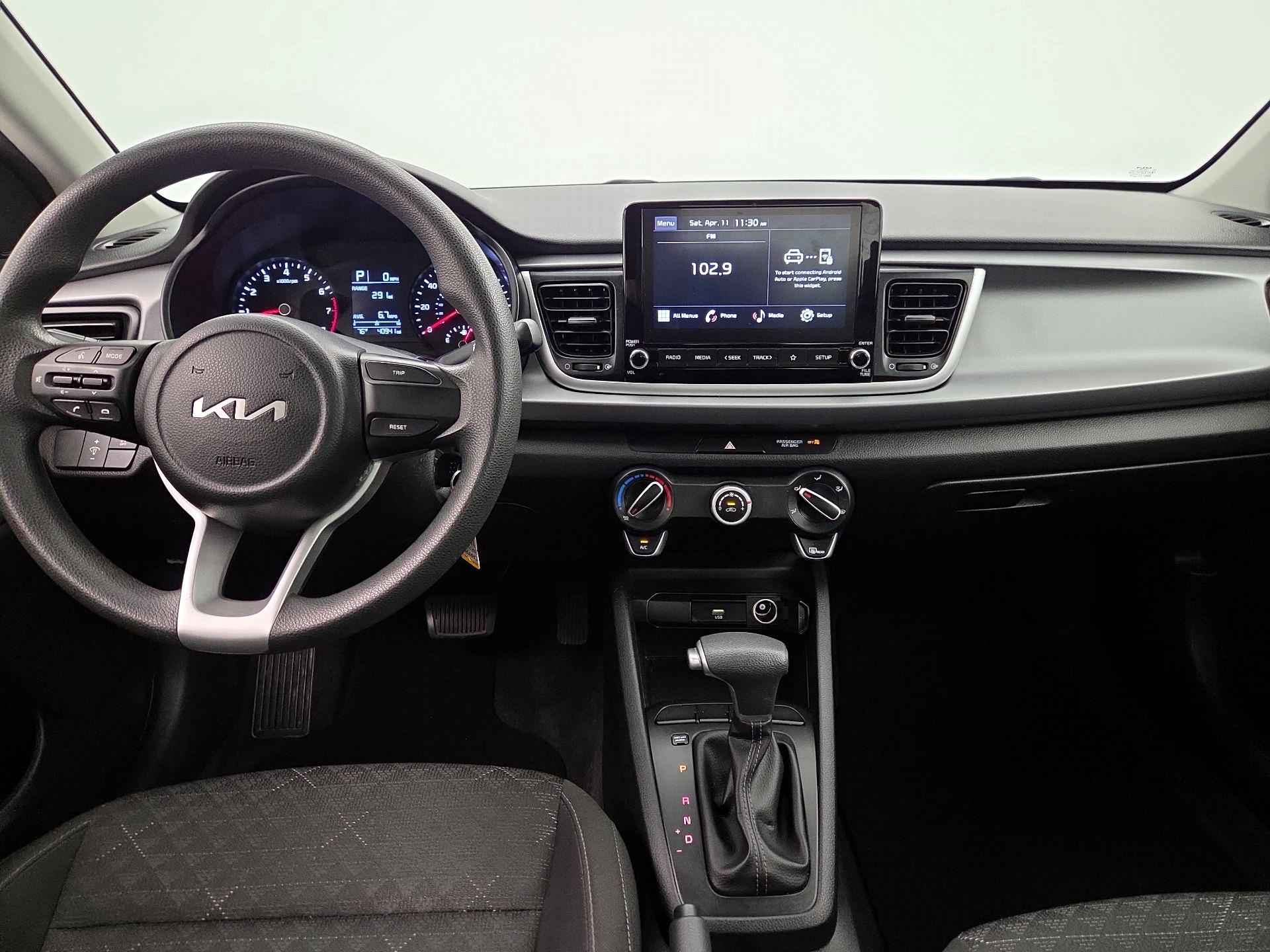 Thumbnail: 2023 Kia Rio - 9