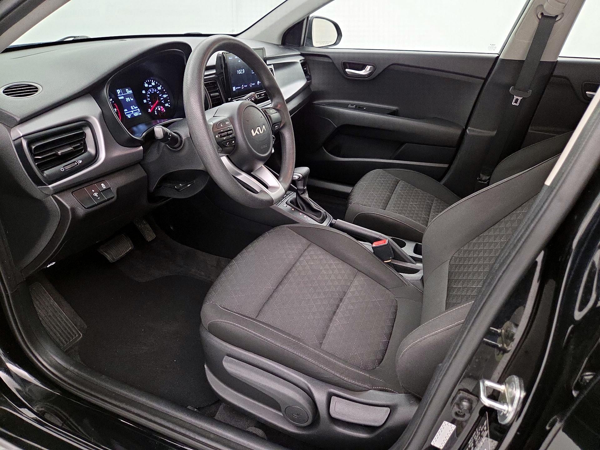 Thumbnail: 2023 Kia Rio - 11