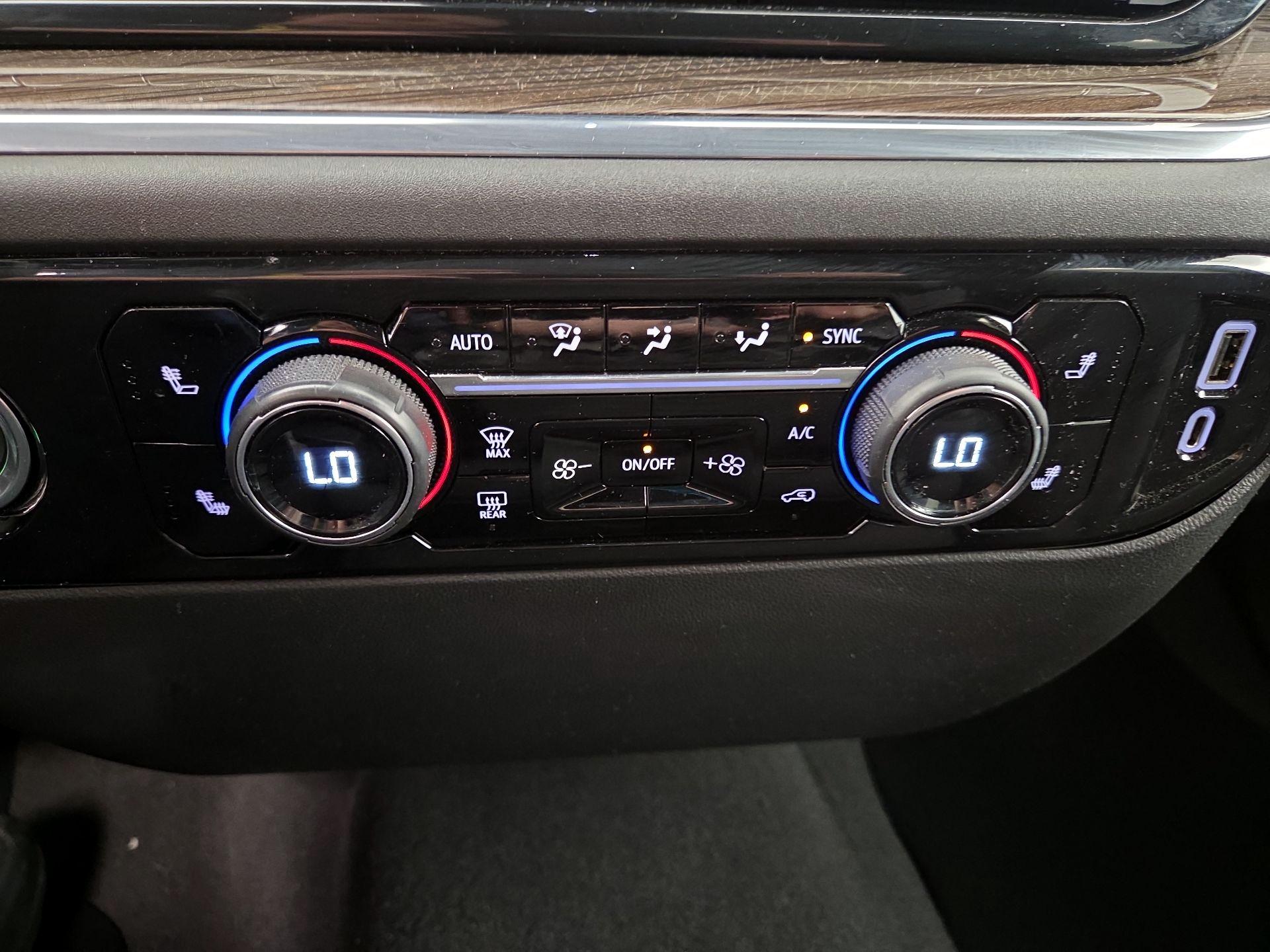 Thumbnail: 2023 Chevrolet Silverado 1500 - 16