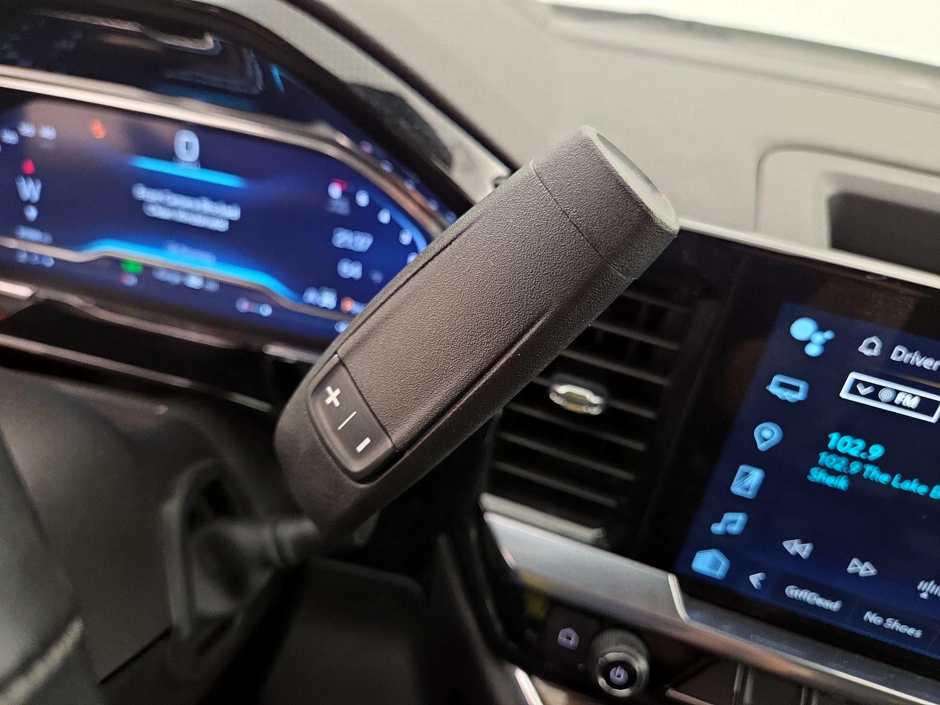 Thumbnail: 2023 Chevrolet Silverado 1500 - 17