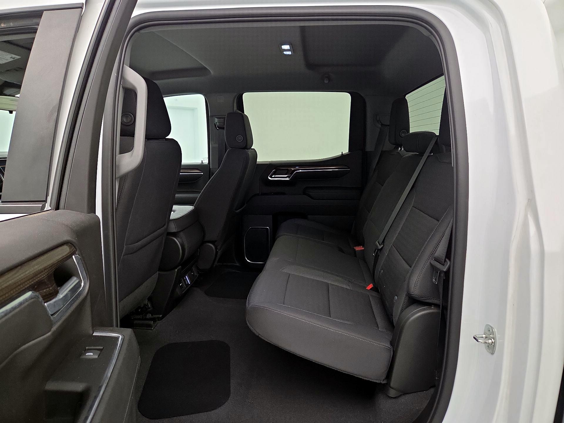 Thumbnail: 2023 Chevrolet Silverado 1500 - 19