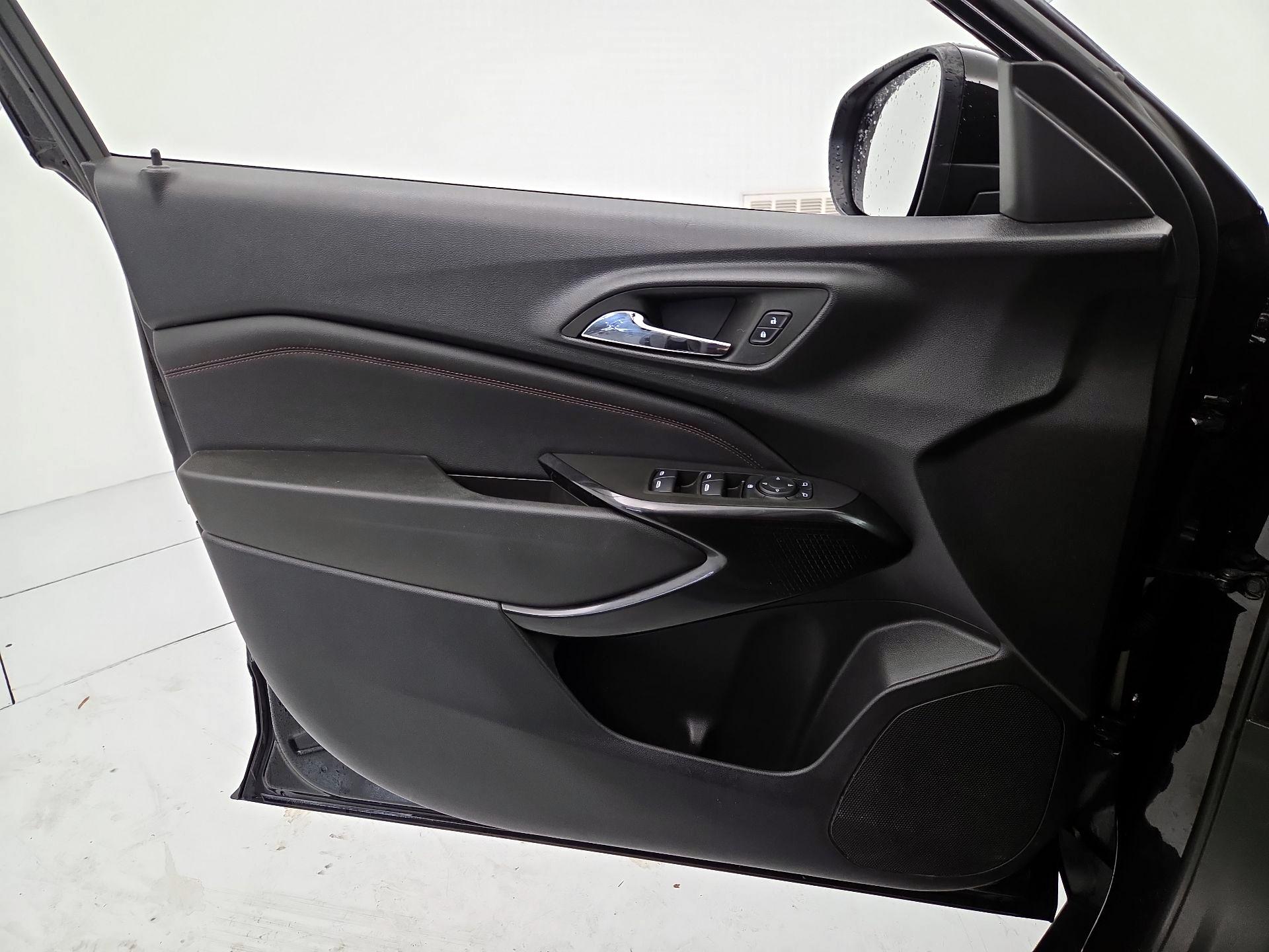 Thumbnail: 2024 Chevrolet Trax - 12