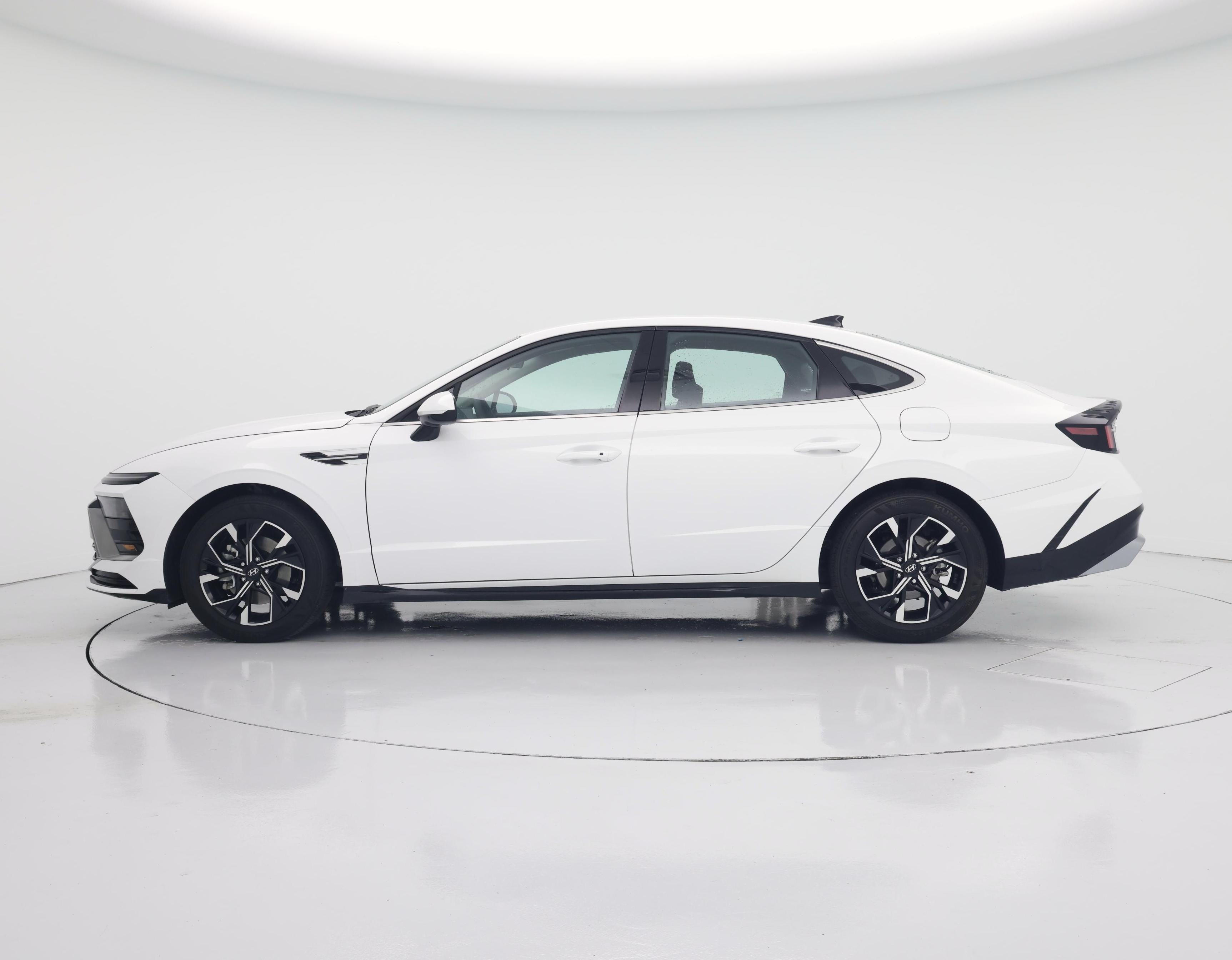 Thumbnail: 2025 Hyundai Sonata - 3