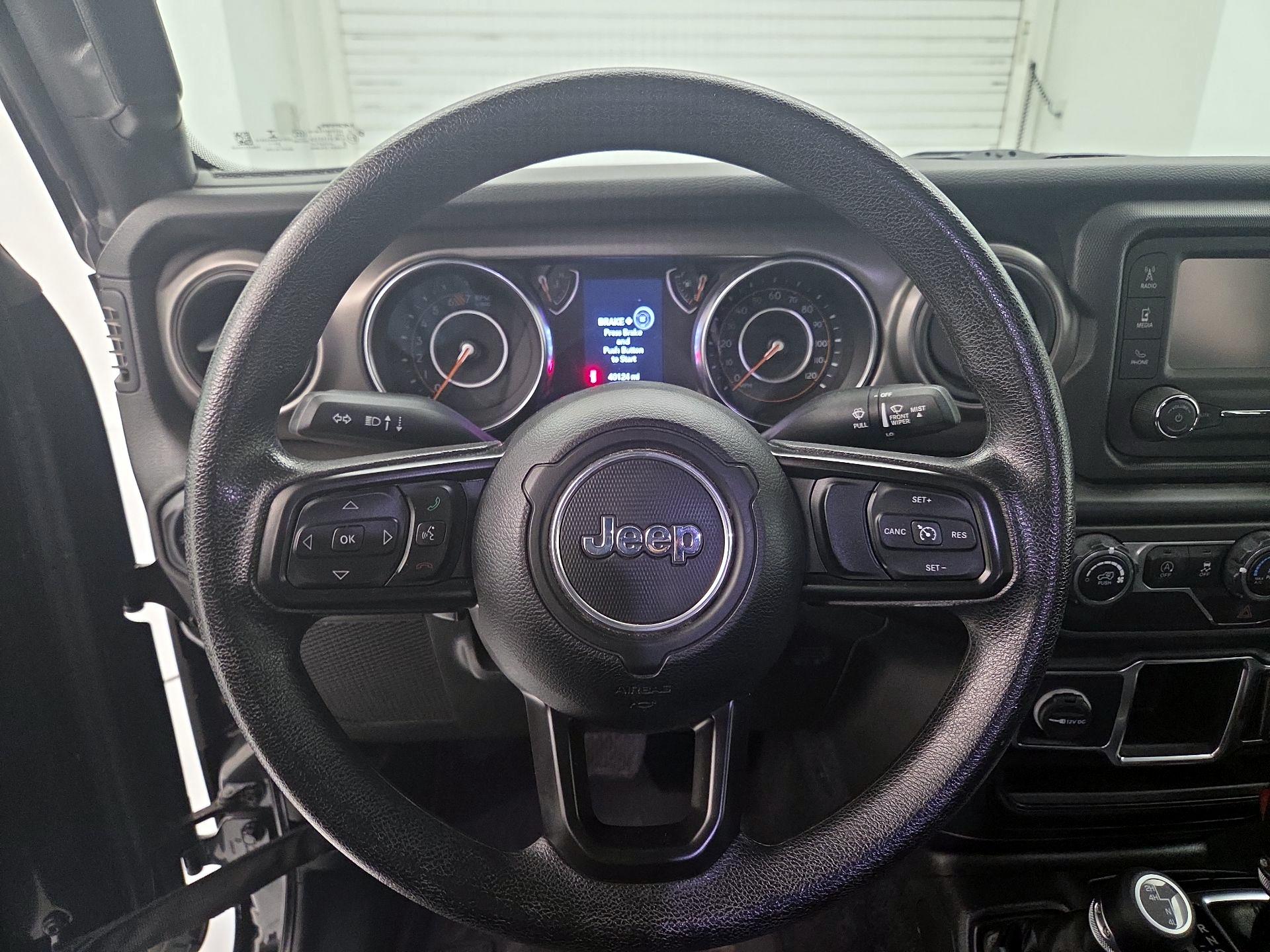 Thumbnail: 2021 Jeep Wrangler - 10