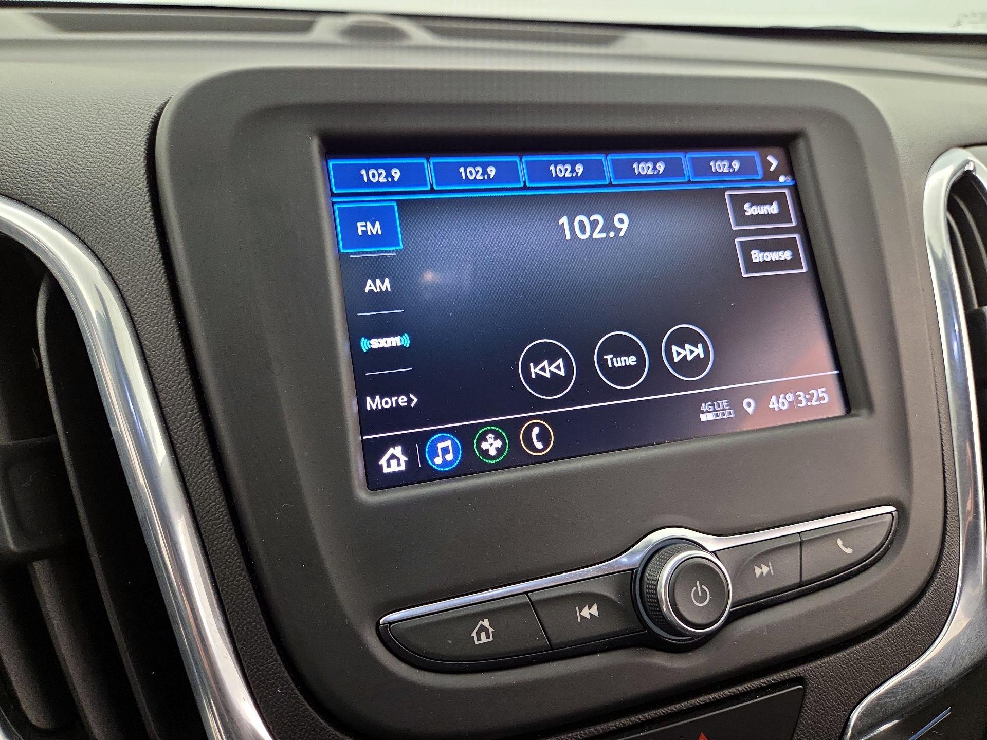 Thumbnail: 2020 Chevrolet Equinox - 15