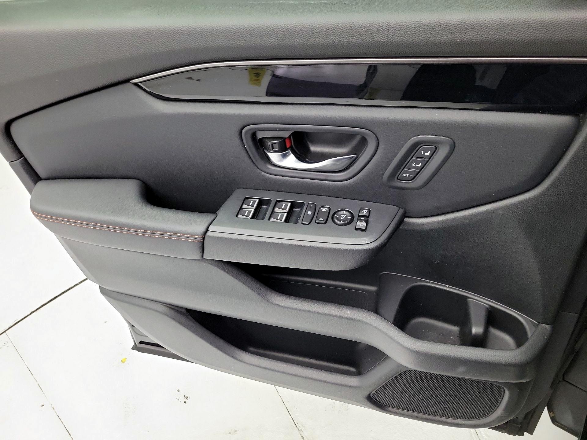 Thumbnail: 2024 Honda Pilot - 12