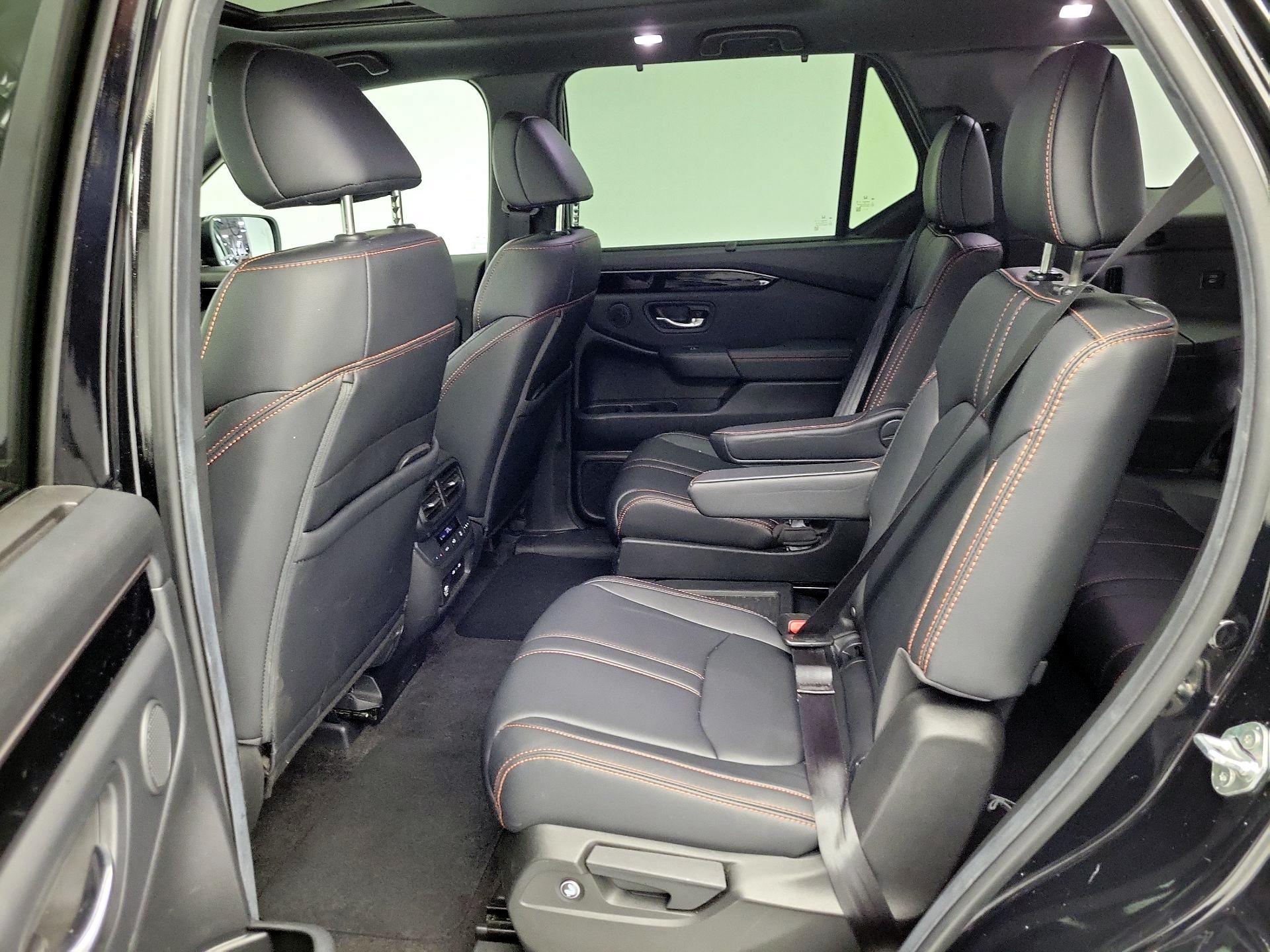 Thumbnail: 2024 Honda Pilot - 20