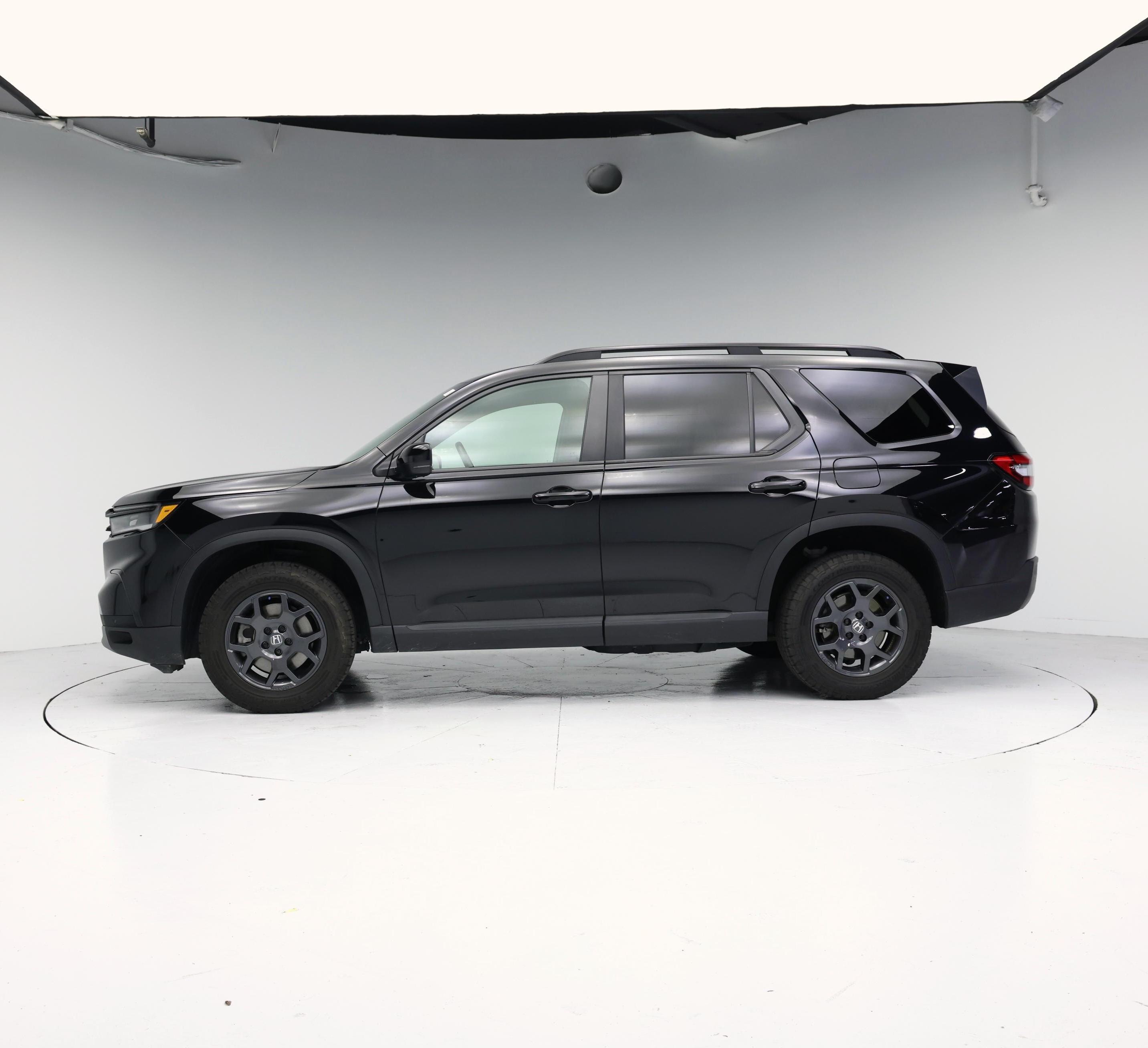 Thumbnail: 2024 Honda Pilot - 3