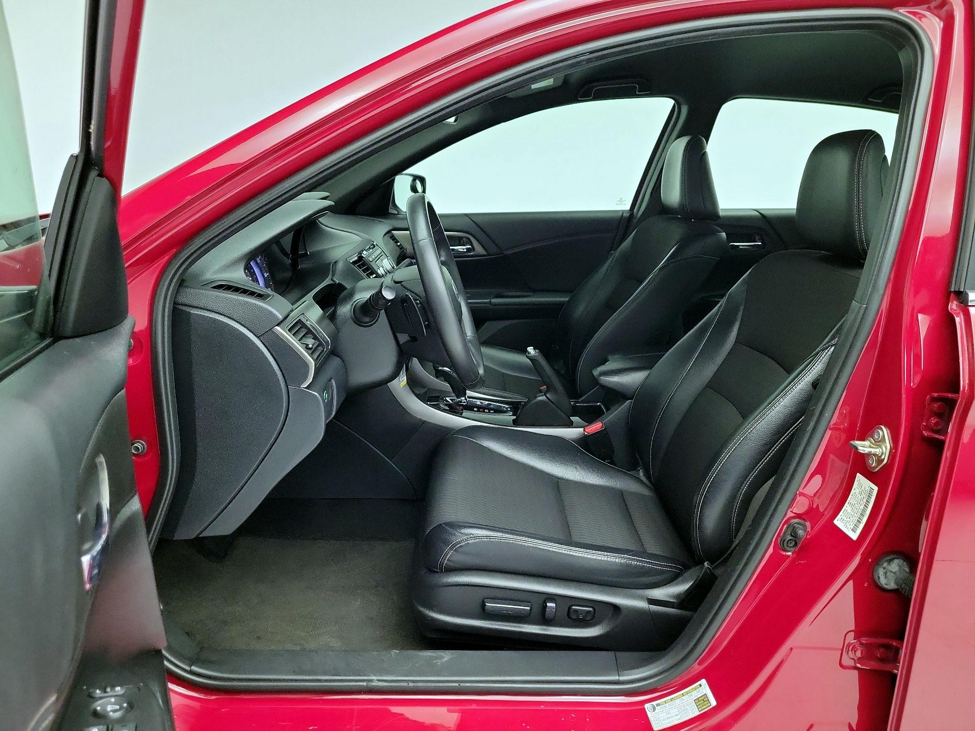Thumbnail: 2016 Honda Accord - 11