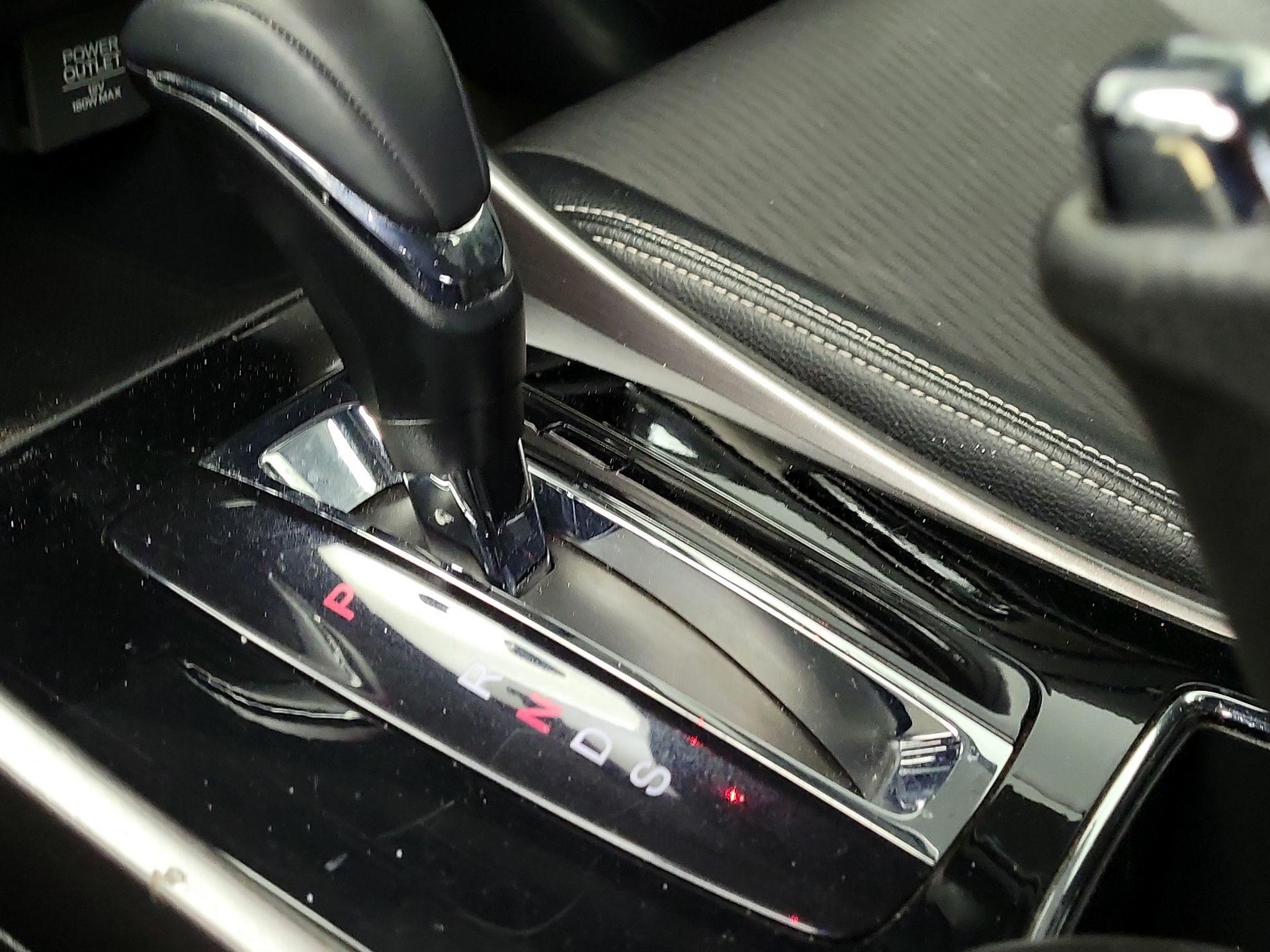 Thumbnail: 2016 Honda Accord - 17