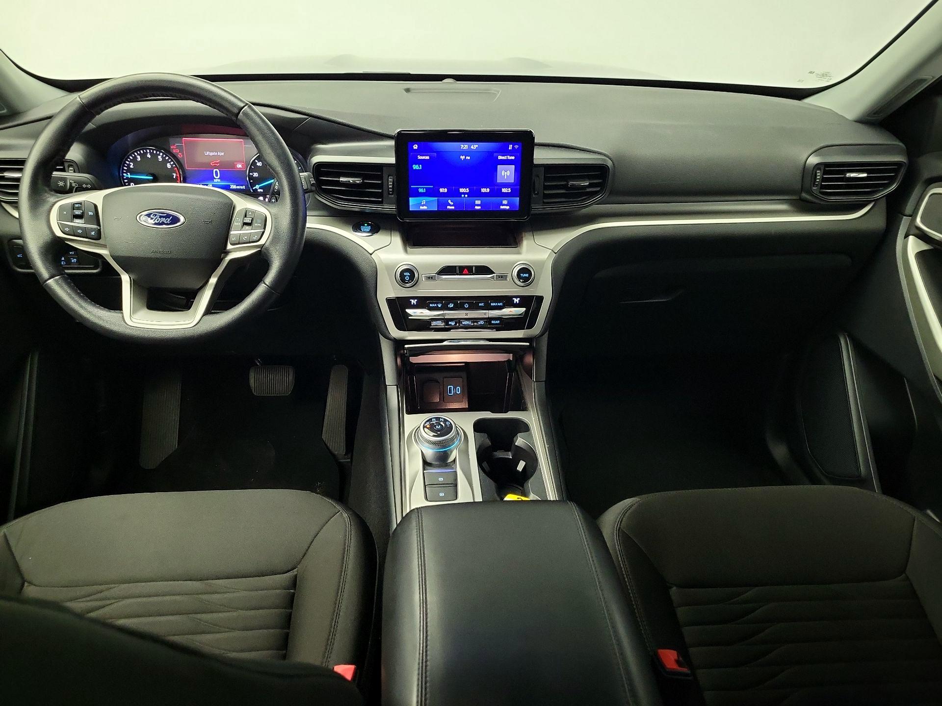 Thumbnail: 2020 Ford Explorer - 9