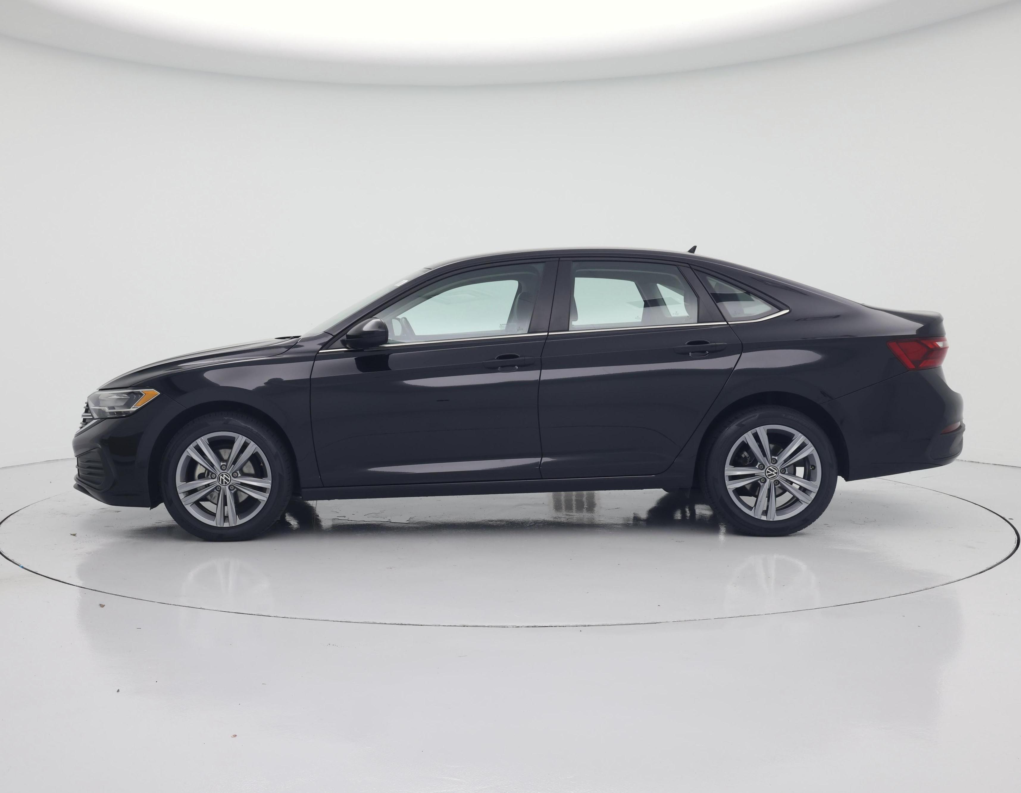 Thumbnail: 2024 Volkswagen Jetta - 3