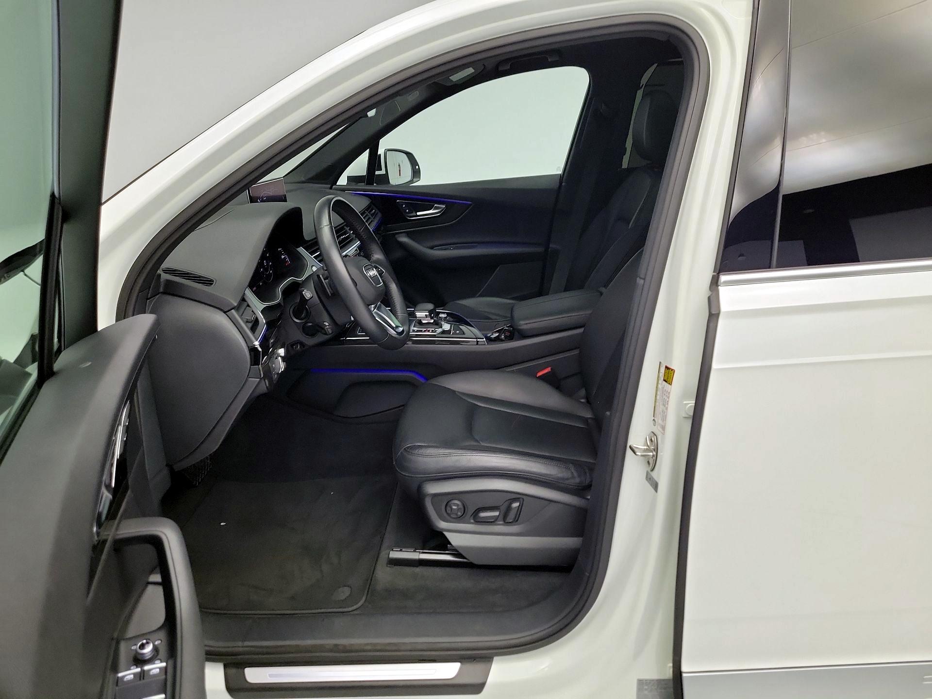 Thumbnail: 2019 Audi Q7 - 11