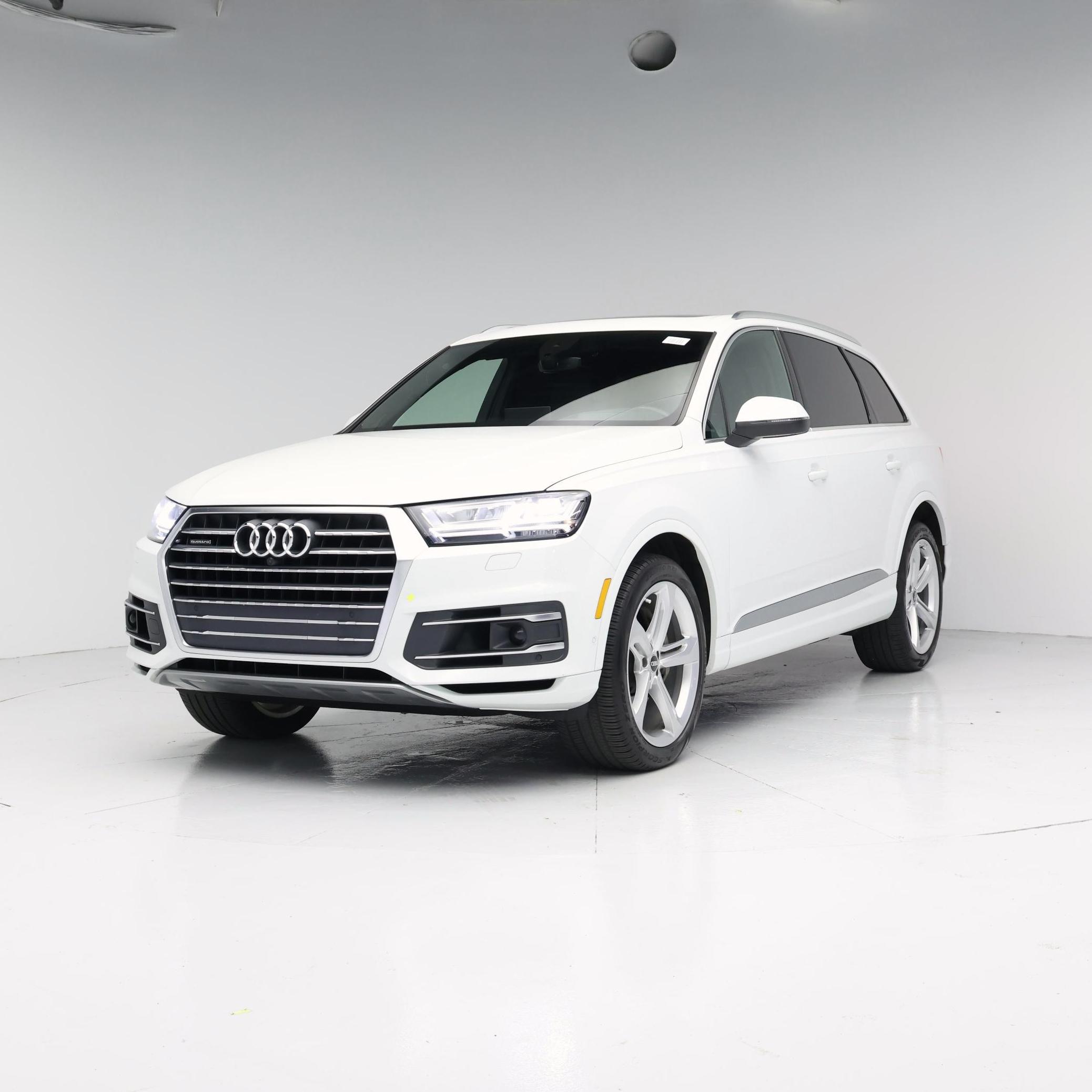Thumbnail: 2019 Audi Q7 - 4