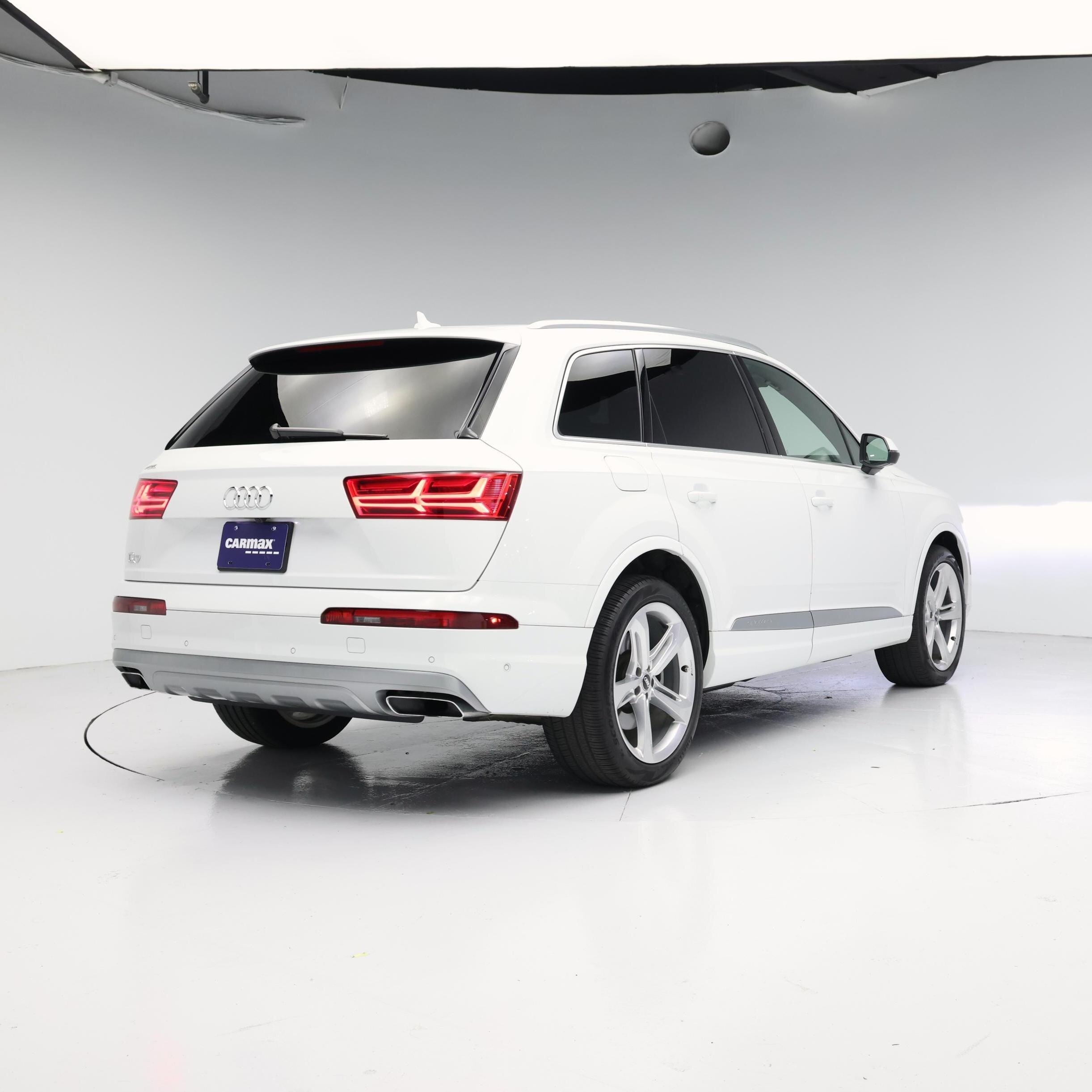 Thumbnail: 2019 Audi Q7 - 8